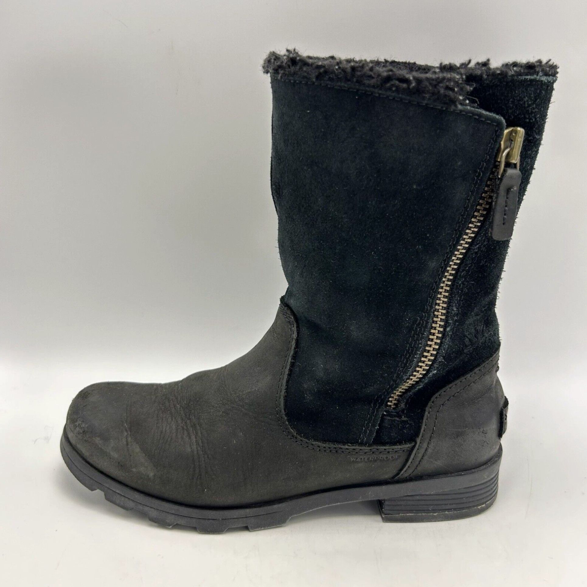 Sorel emelie fold shops over black