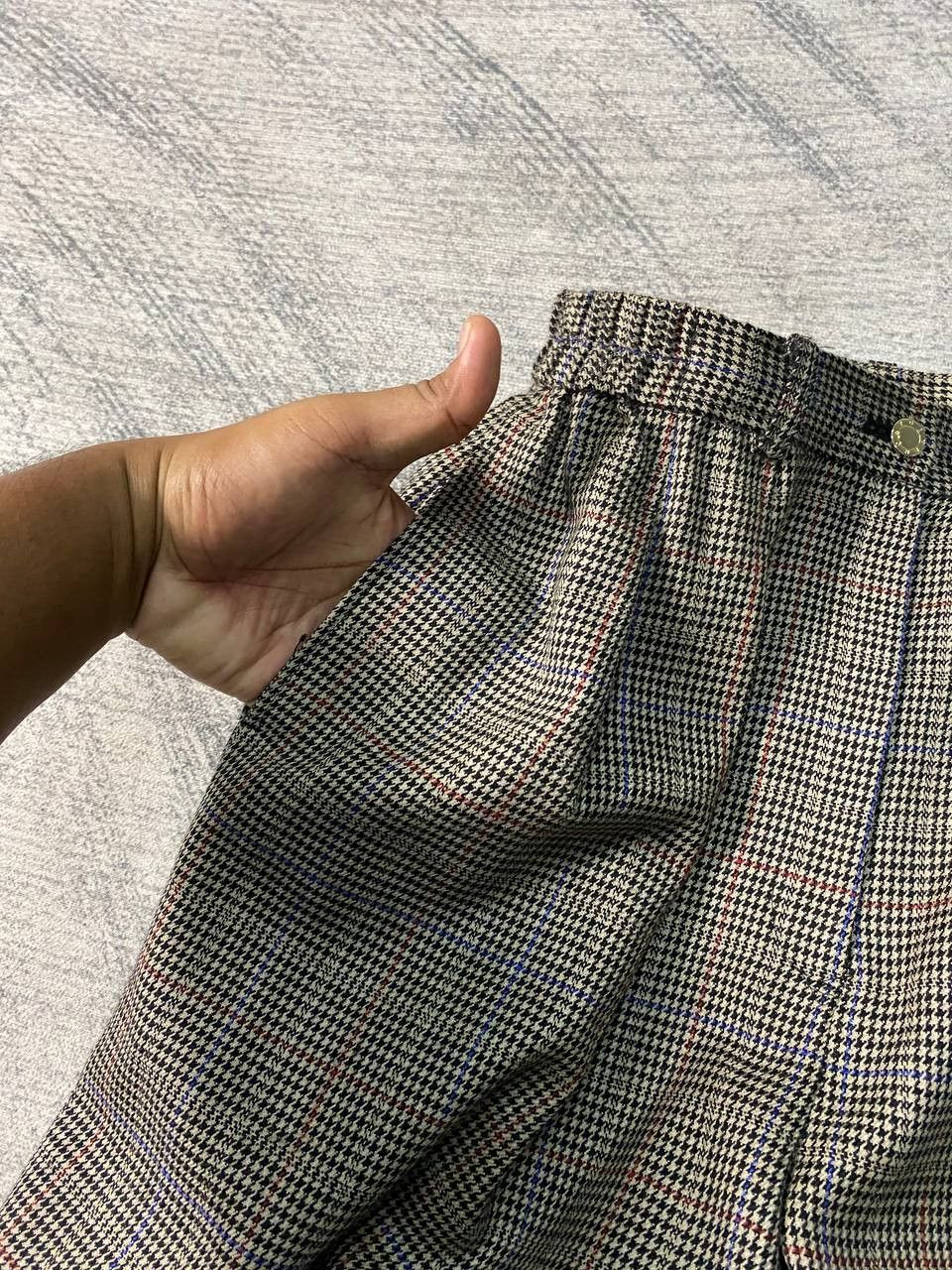 Givenchy × Vintage Vintage Givenchy Play Houndstooth High Waist Wide Leg Short Size 28" / US 6 / IT 42 - 5 Thumbnail