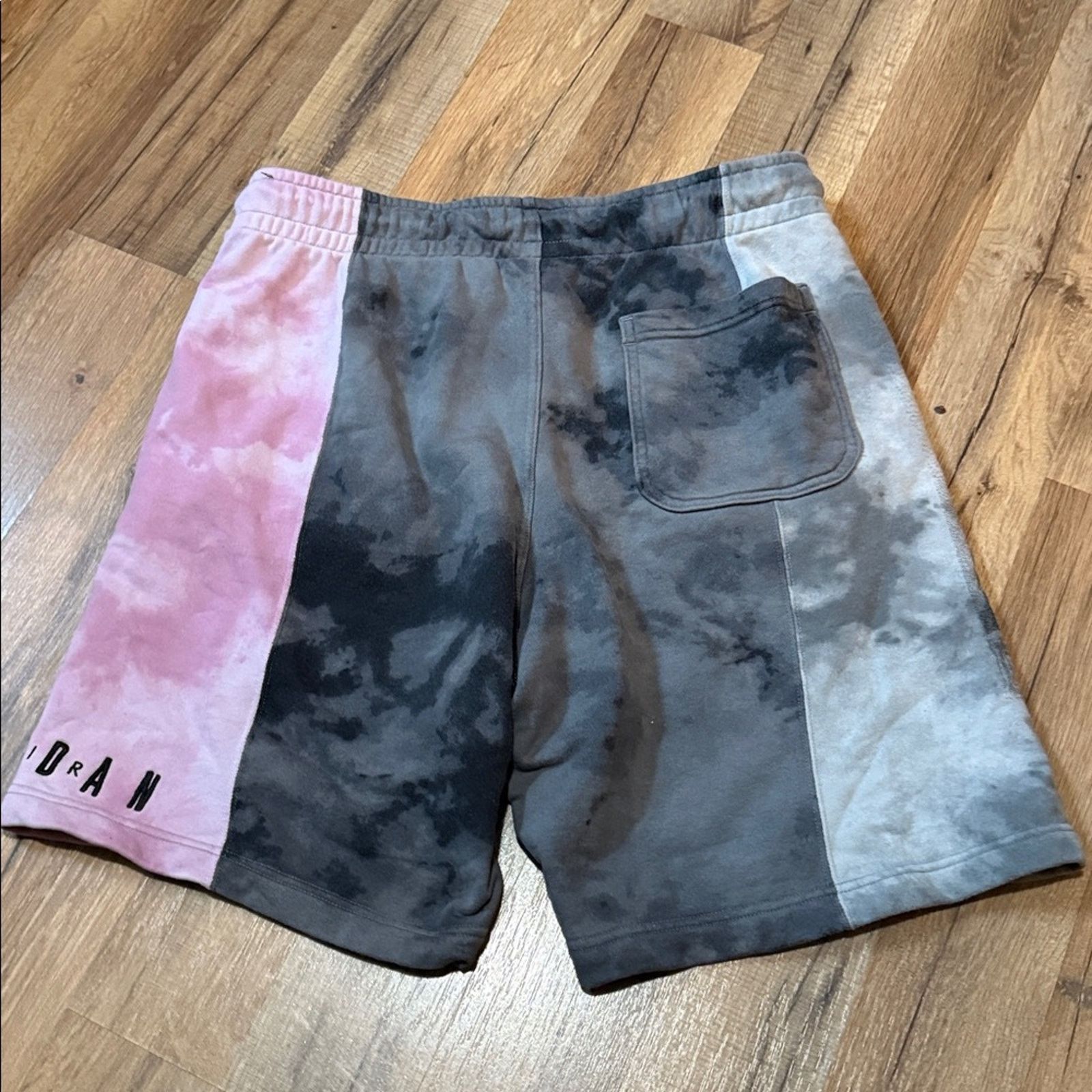 Nike Air Jordan Tie Dye Shorts Size US 30 / EU 46 - 4 Thumbnail