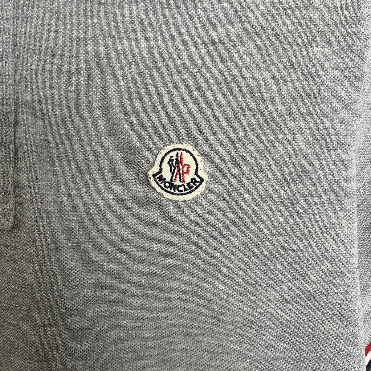 Moncler Moncler mini logo polo shirt/tshirt Size US S / EU 44-46 / 1 - 3 Thumbnail