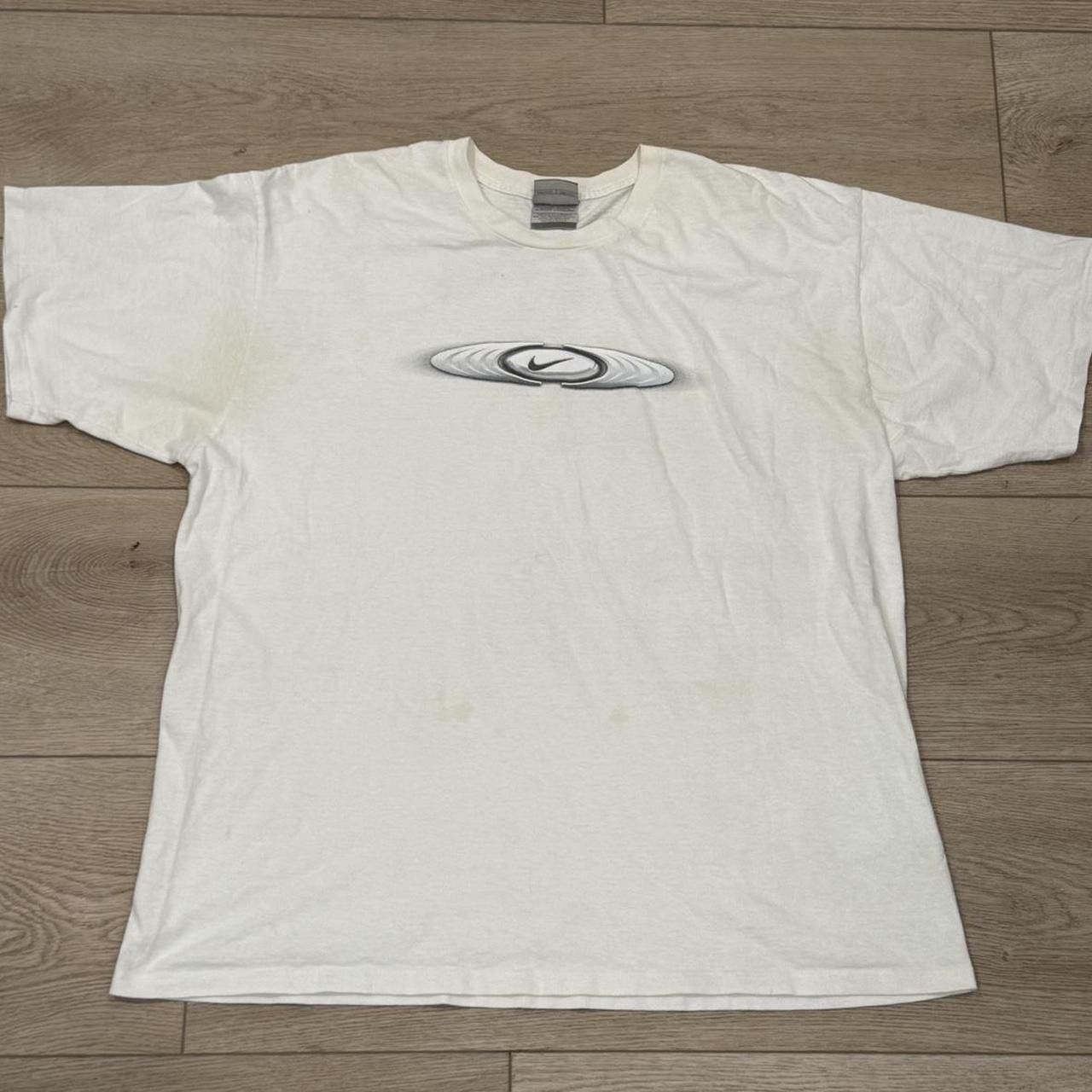 Nike Nike Silver Center Swoosh Logo Y2K Tee Men’s XL Size US XL / EU 56 / 4 - 2 Thumbnail