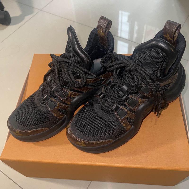 Louis Vuitton Louis Vuitton Archlight Low-Top Sneakers for Women 0079 Size US 7 / IT 37 - 1 Thumbnail