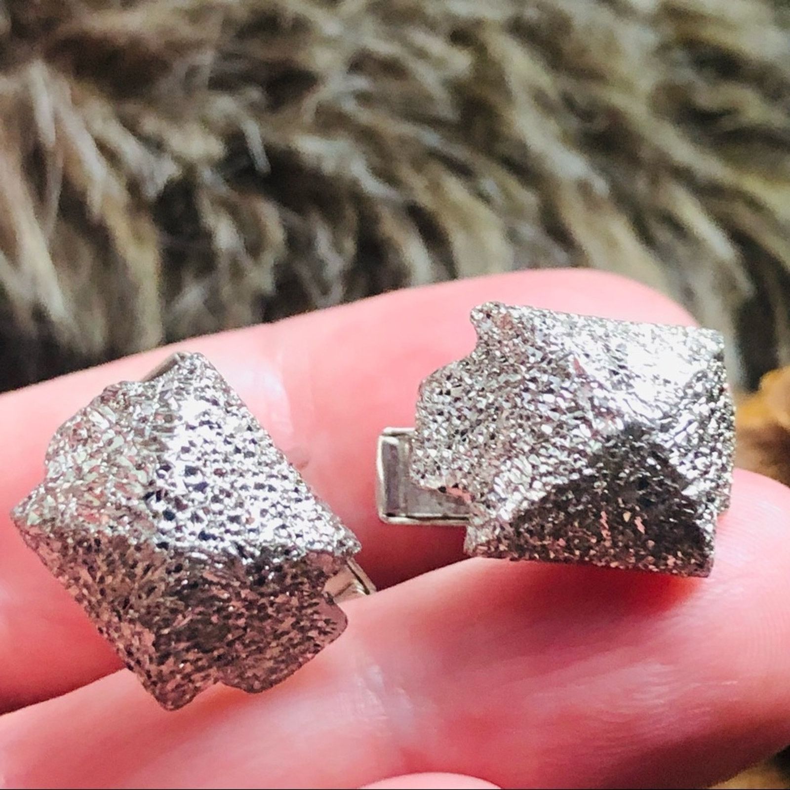 Vintage Vintage dome silver plated rough diamond cut cuff links Size ONE SIZE - 5 Thumbnail