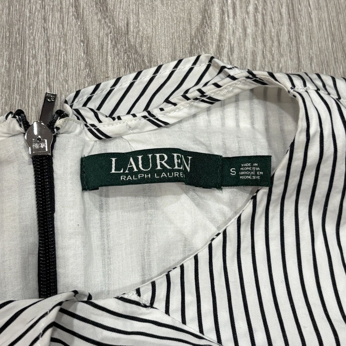 Ralph Lauren Lauren Ralph Lauren Striped Cold Shoulder Blouse Womens Size S / US 4 / IT 40 - 3 Thumbnail
