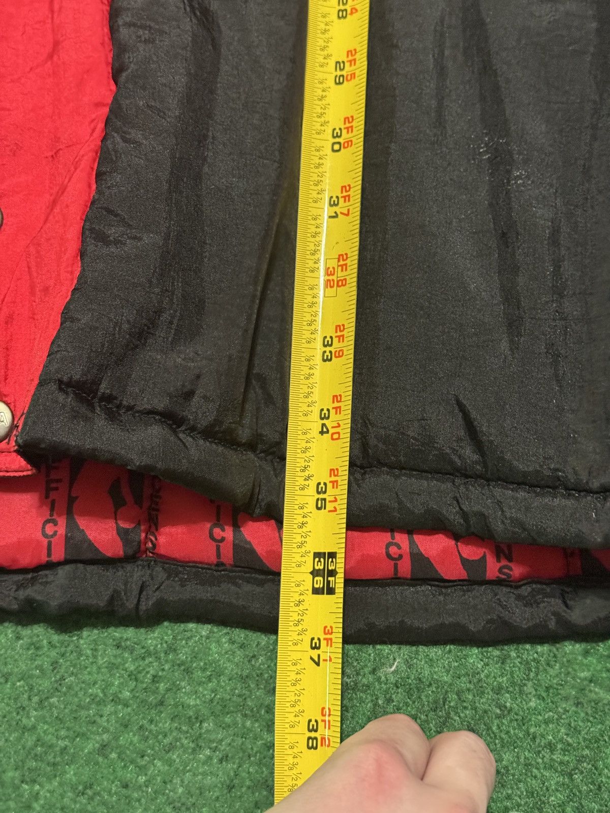 Pro Player 90s Chicago Bulls INSANE Pro Player Puffer Long XL Jacket Size US XL / EU 56 / 4 - 9 Thumbnail