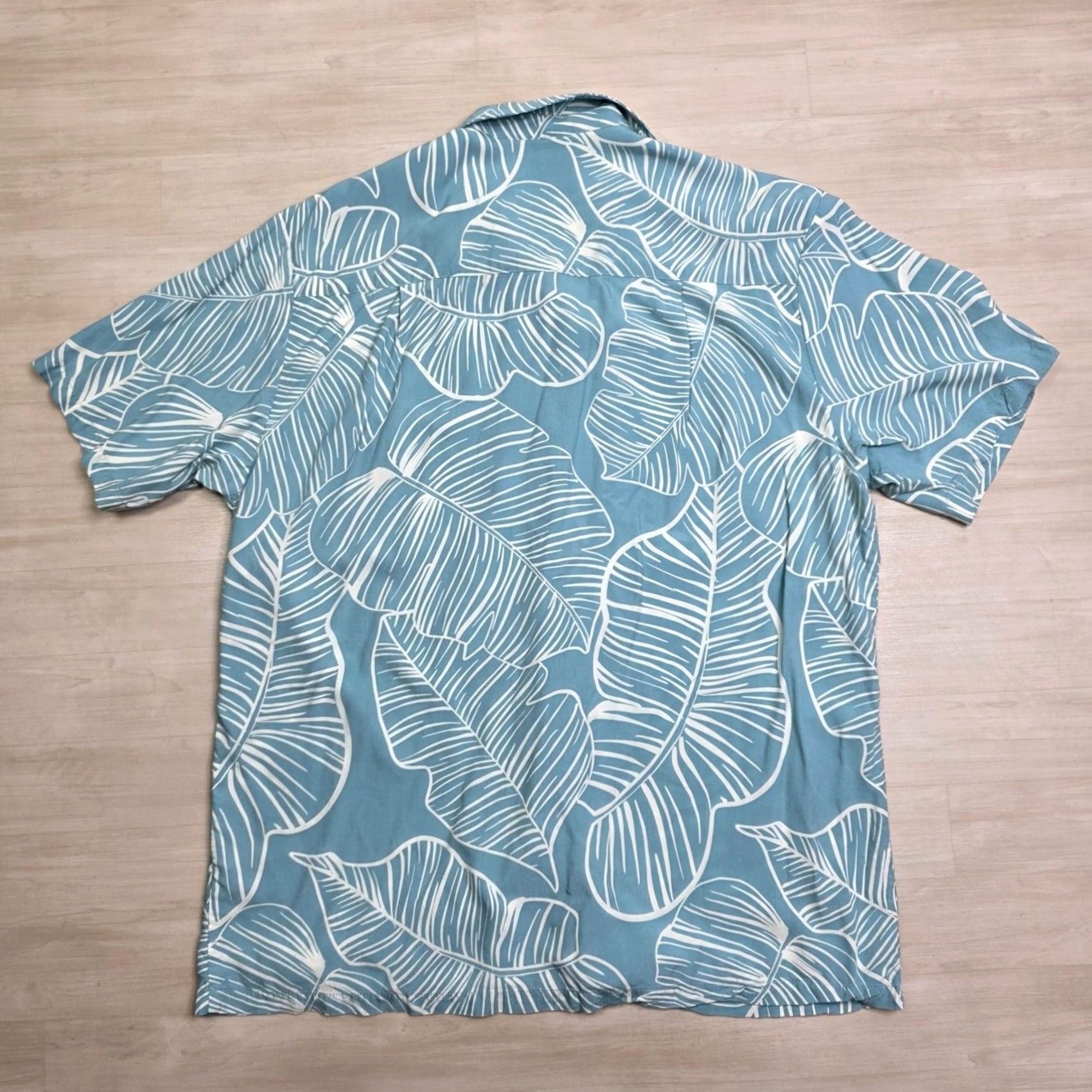 Paradise Found Paradise Found Mens Hawaiian Shirt Large Blue White Taro Leaf Rayon Aloha Size US L / EU 52-54 / 3 - 5 Thumbnail