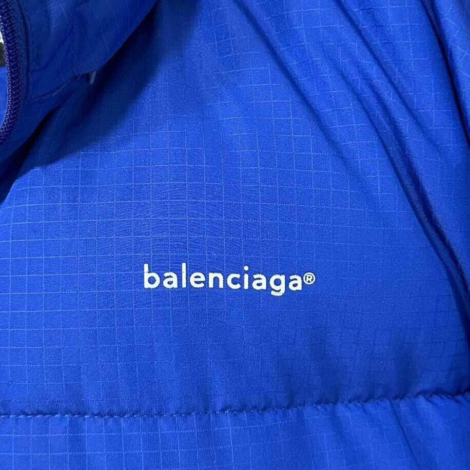 Balenciaga balenciaga klein blue logo puffer jacket Size US L / EU 52-54 / 3 - 7 Thumbnail