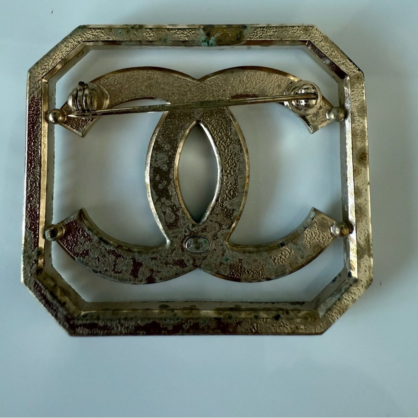 Chanel CHANEL square gold brooch with crystals Authentic Size ONE SIZE - 3 Thumbnail