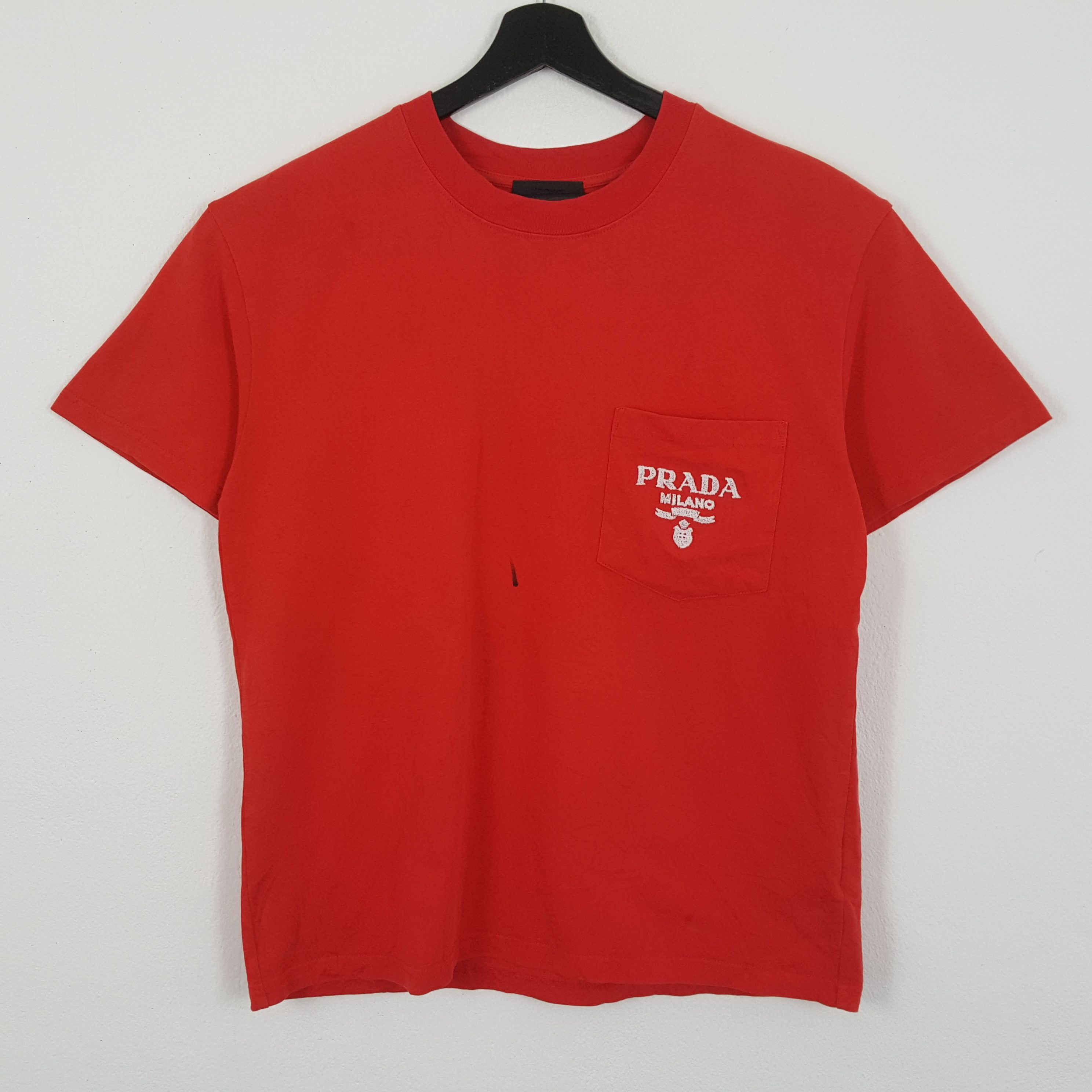 PRADA Milano Luxury Brand Pocket Design Tshirt