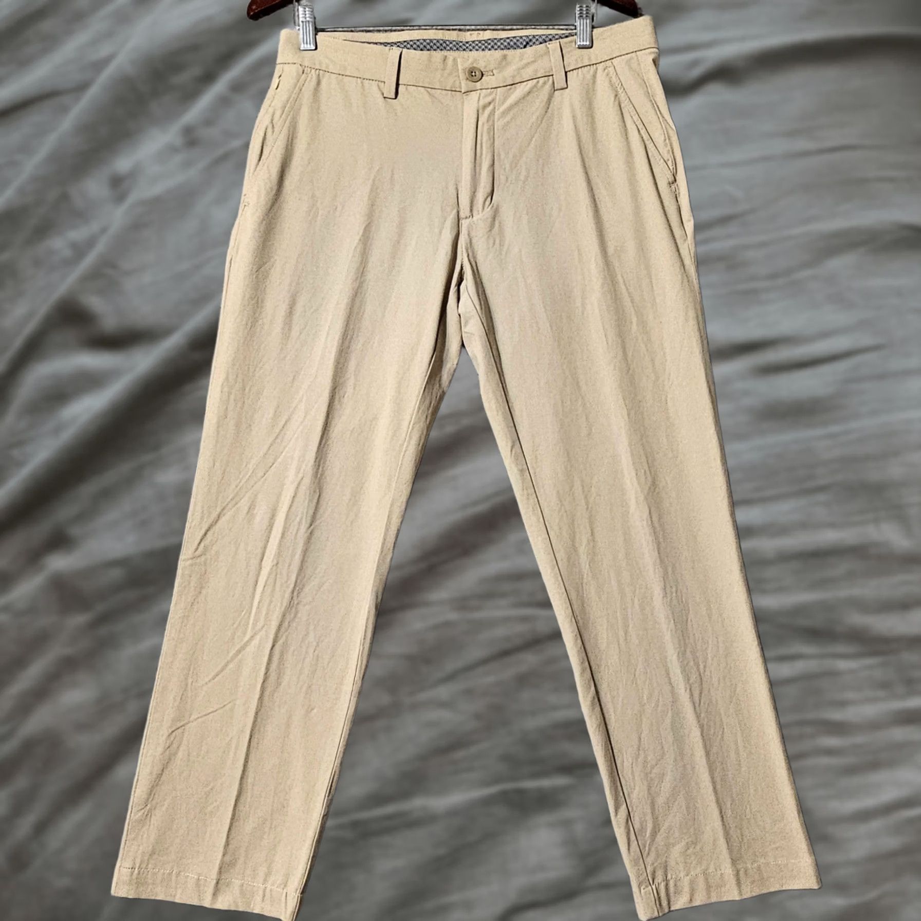 Vineyard Vines Vineyard Vines Pants Mens 32 x 27 Tan Stretch Golf Chino Size US 32 / EU 48 - 1 Thumbnail