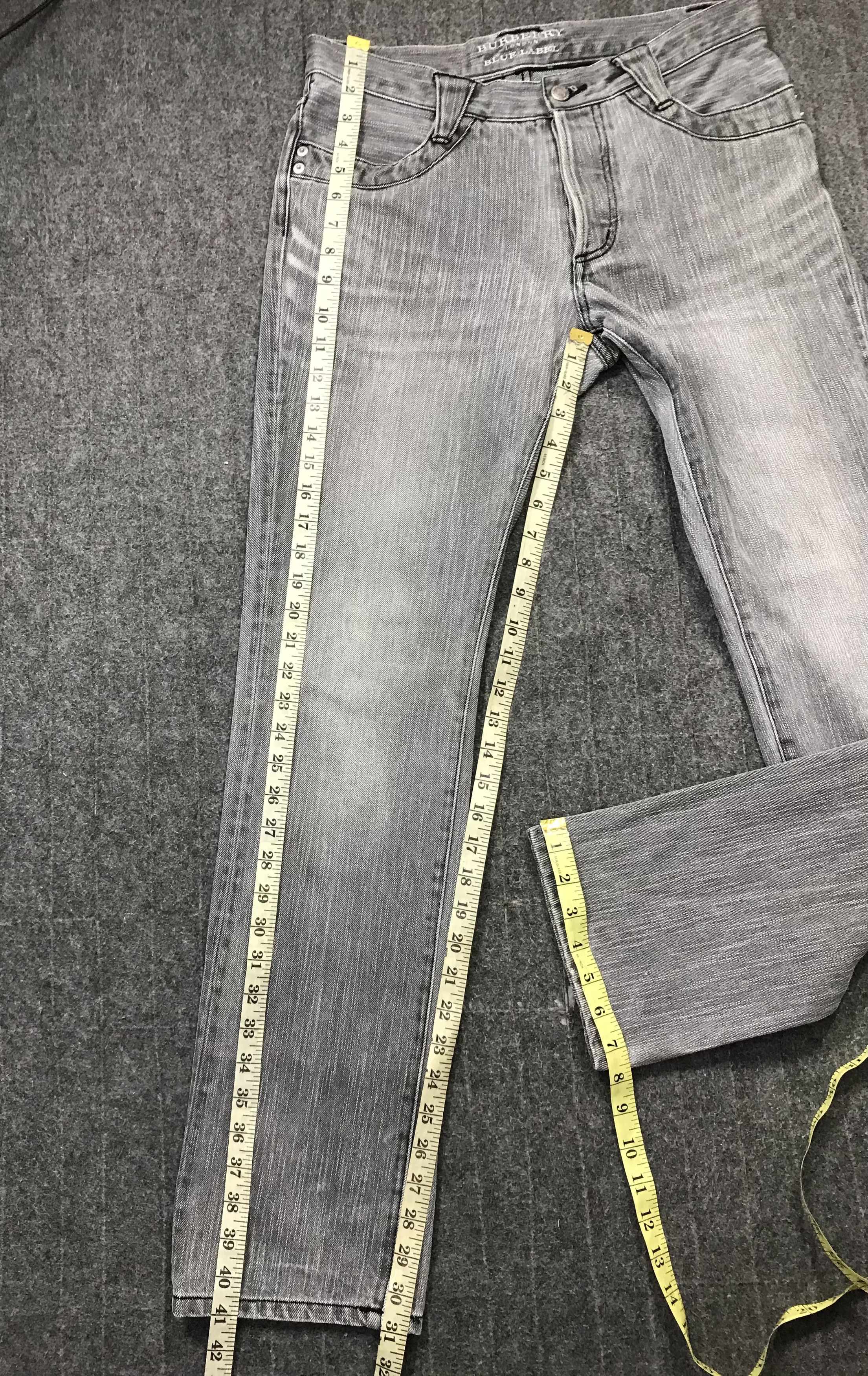 Burberry Burberry London Blue Label Button Jeans Fashion Style Size US 31 - 21 Thumbnail