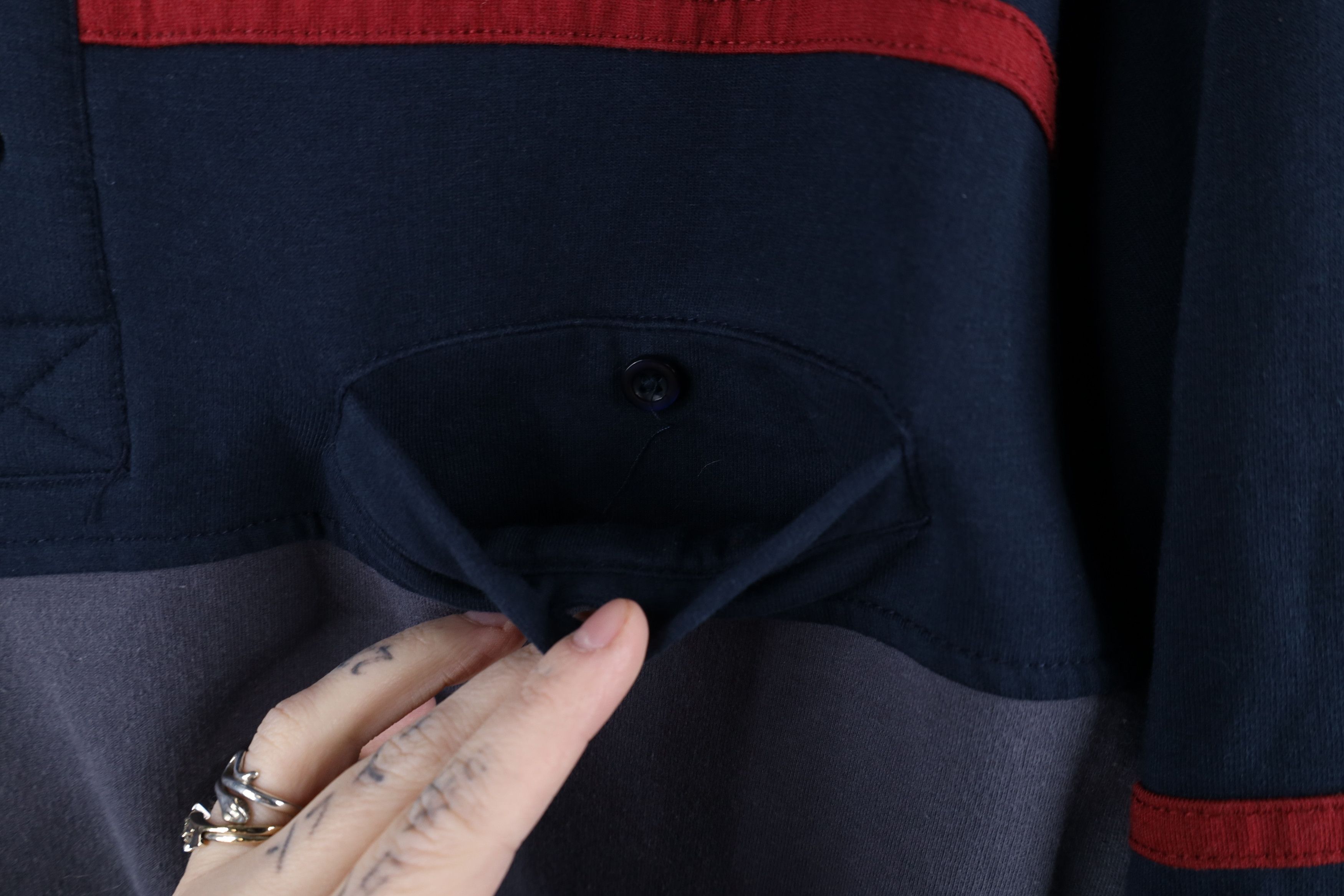 Vintage Vintage 90s Streetwear Block Thermal Knit Long Sleeve Polo Size US M / EU 48-50 / 2 - 6 Thumbnail