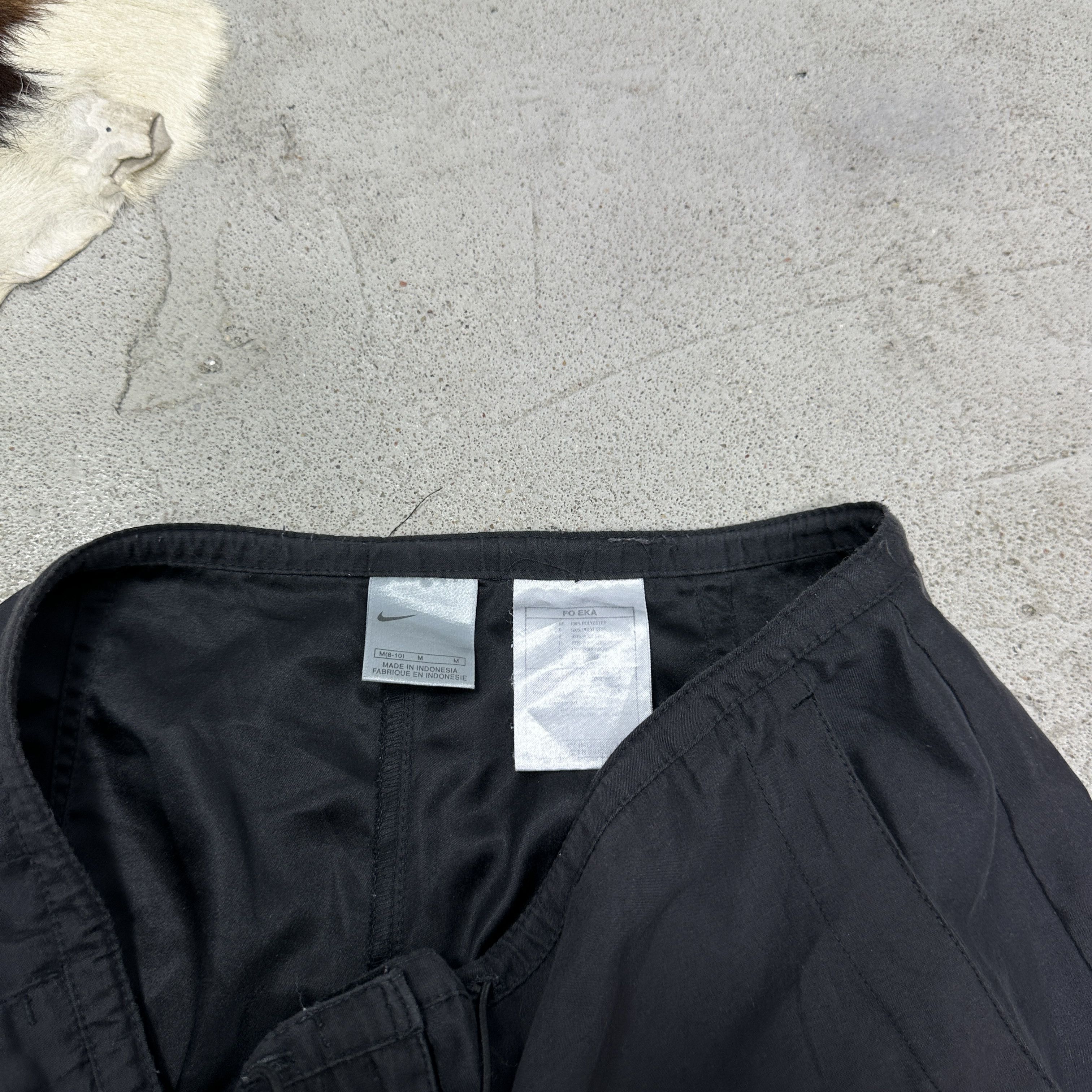 Nike Vintage Sporty Athleisure Streetwear Nike Sweatpants Y2K Size US 33 - 4 Thumbnail