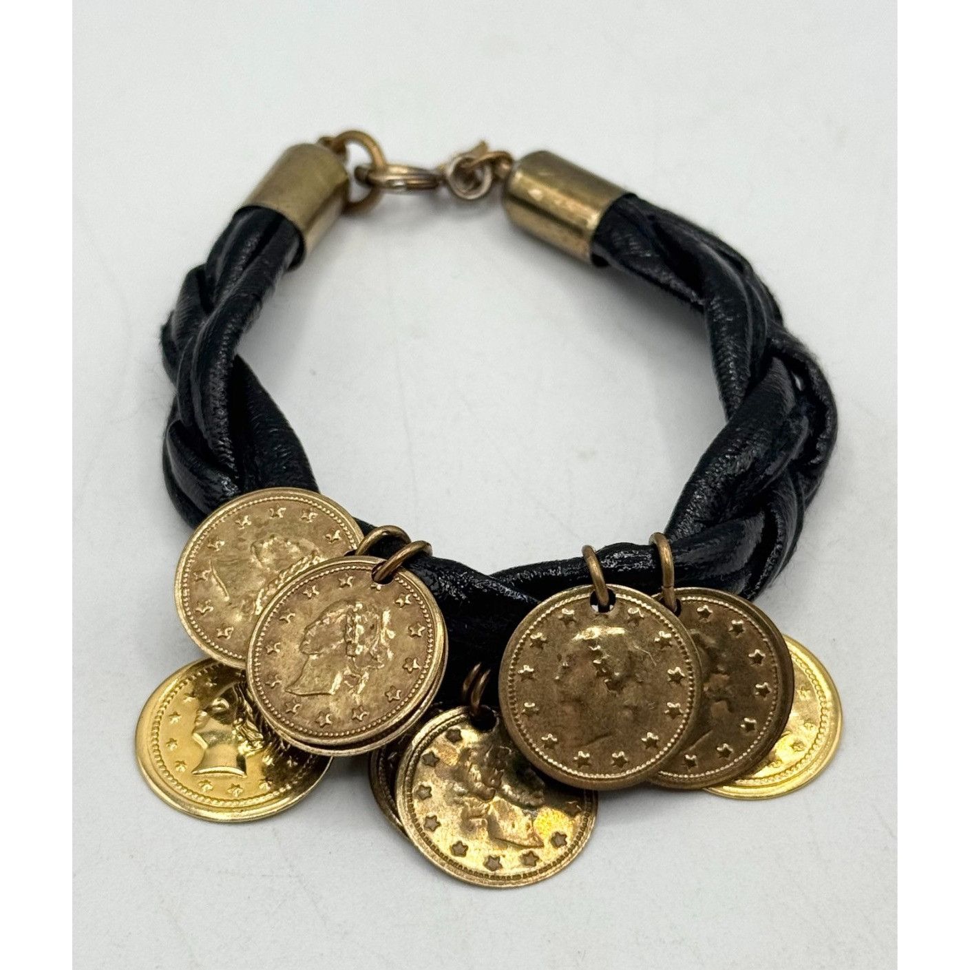 Vintage Vintage black patent leather coin charm bracelet Size ONE SIZE - 1 Thumbnail