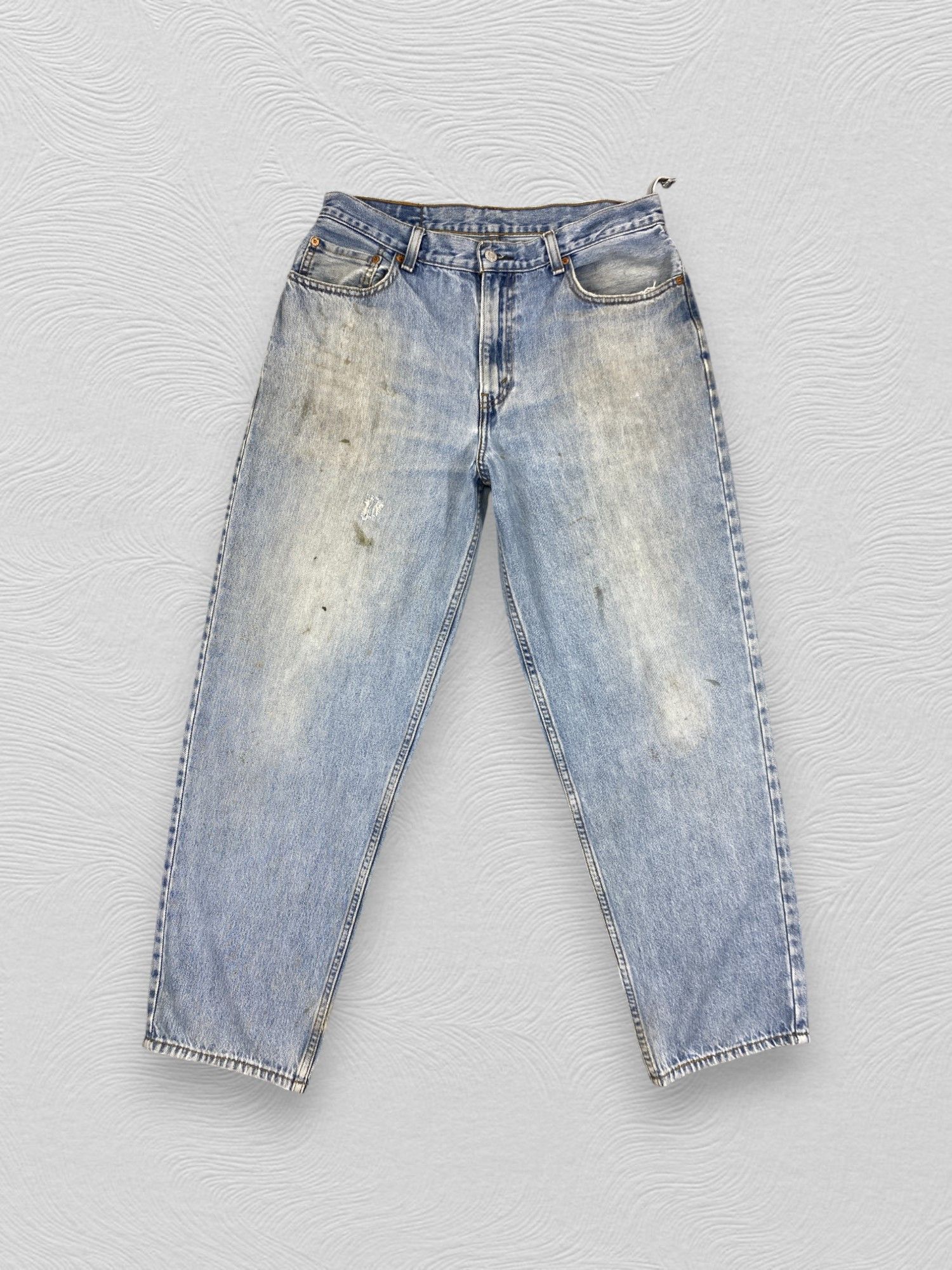 Levi's Vintage Levi's 560 Light Wash Denim 34 x 29 -JN500 Size US 34 / EU 50 - 1 Thumbnail