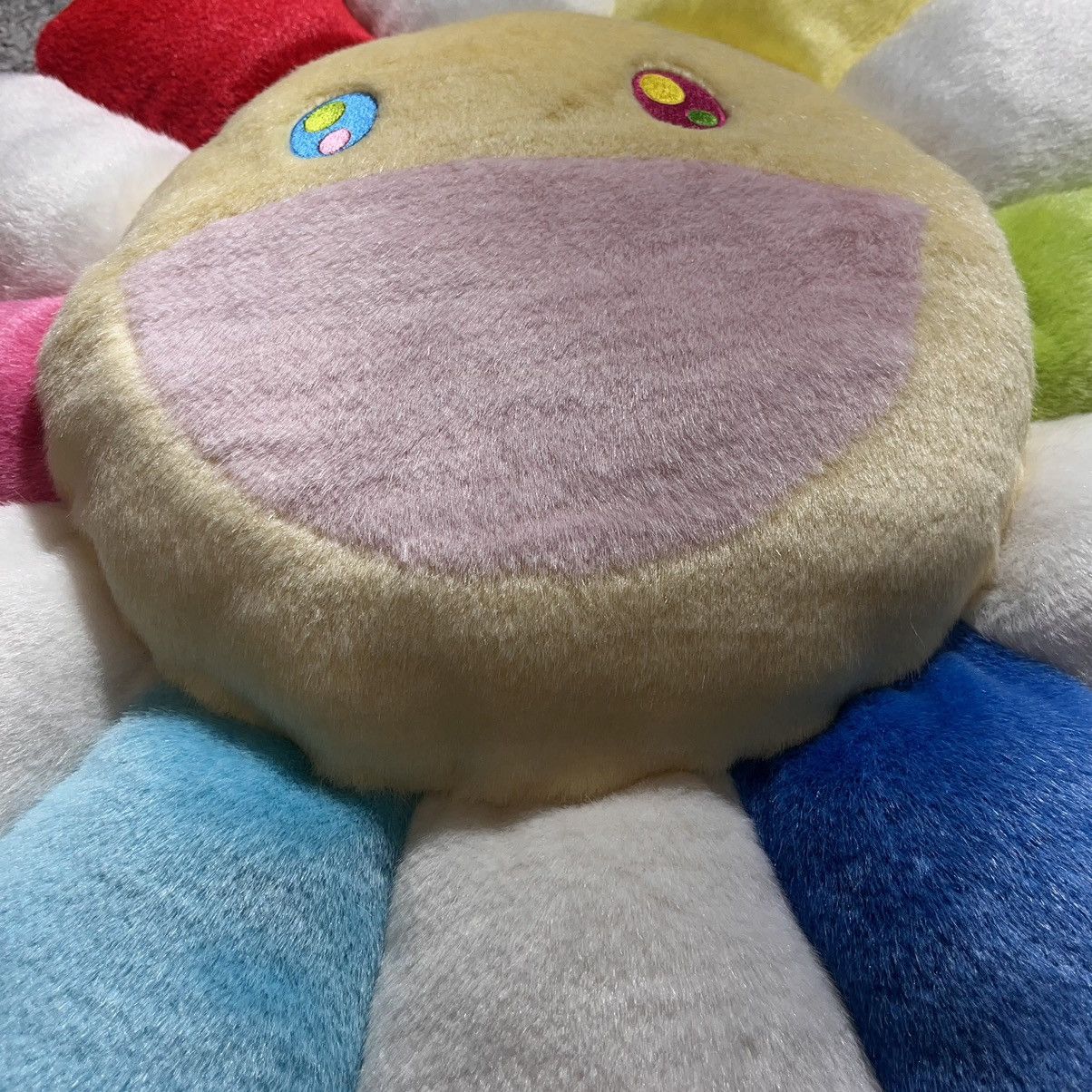 Takashi Murakami Takashi Murakami 60CM Rainbow White Cushion Plush Size ONE SIZE - 3 Thumbnail