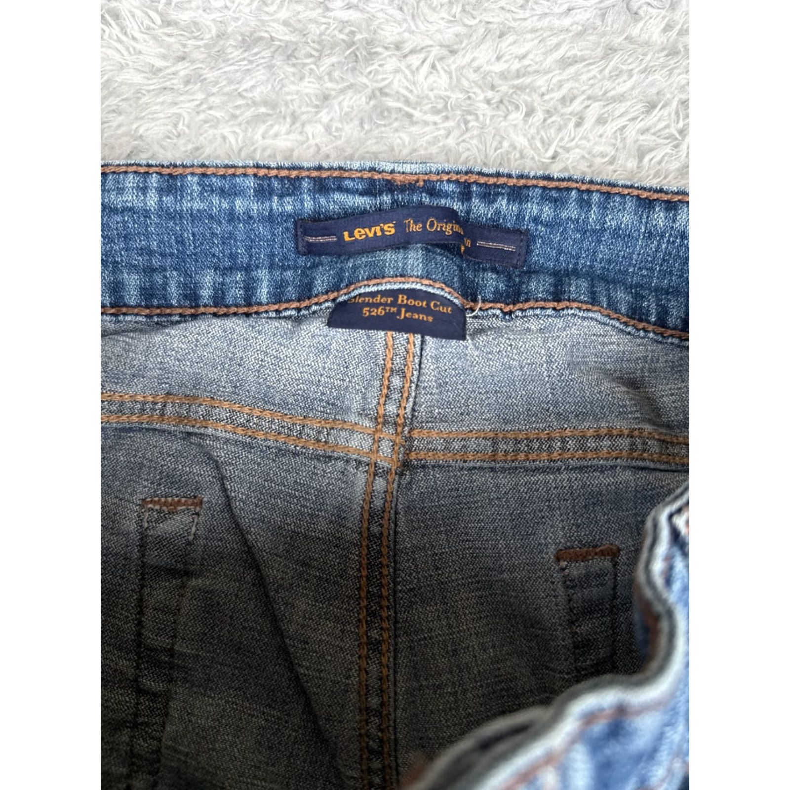 Levi's Levis Jeans Womens 12 Blue Denim 526 Slender Bootcut Mid Rise Cotton Blend 32x31 Size 34" / US 12 / IT 48 - 6 Thumbnail