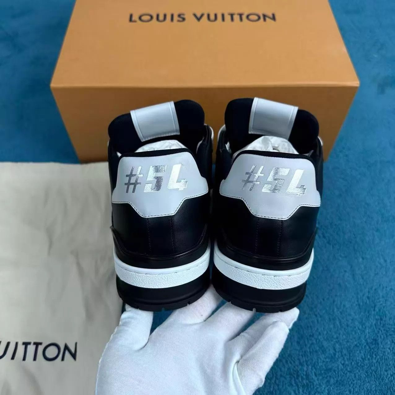 Louis Vuitton lv trainer new jacquard leather low-top black US8/42 Size US 9 / EU 42 - 4 Thumbnail