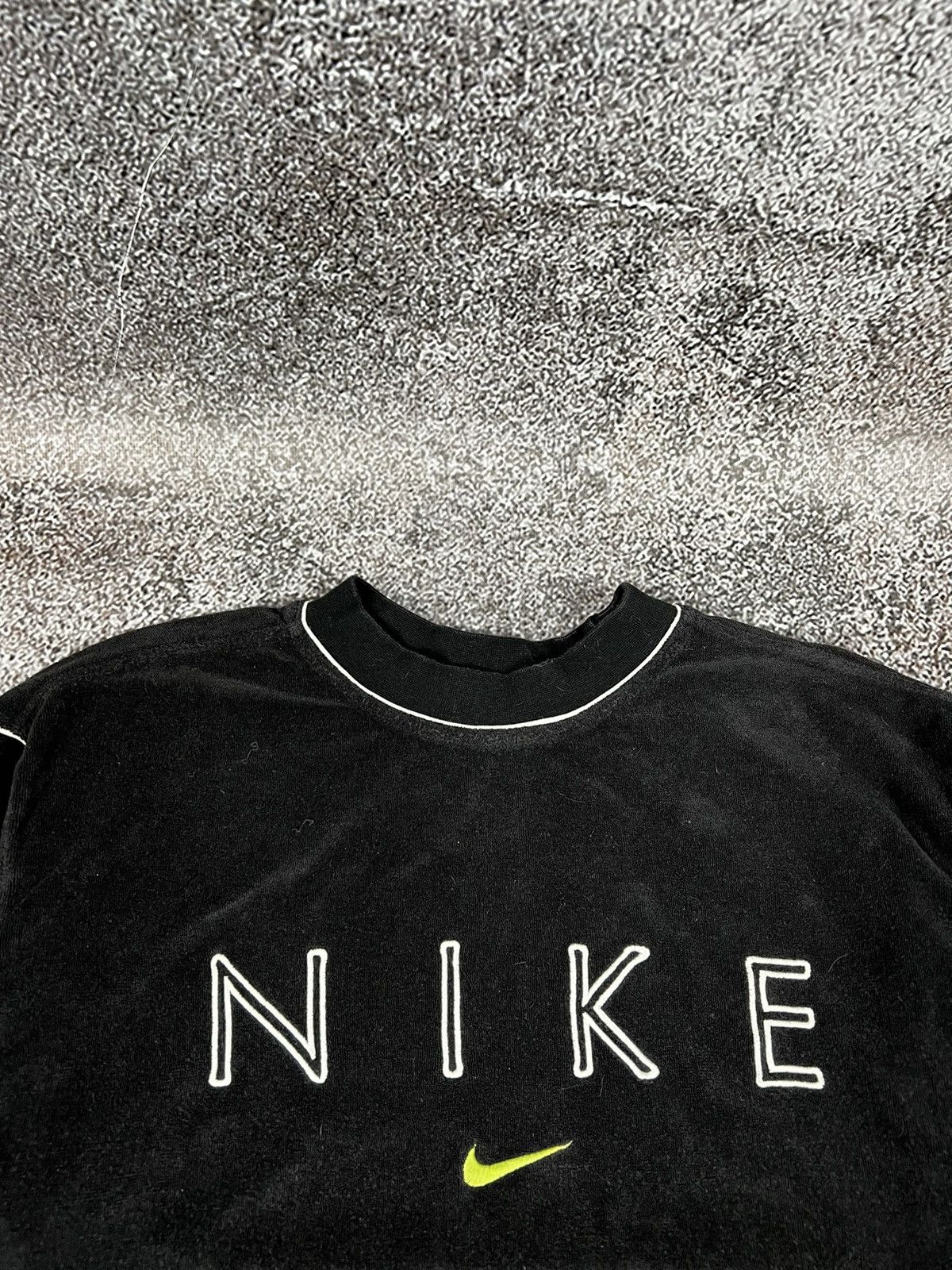 Nike × Vintage Nike 90s velvet swoosh center big logo sweatshirt spellout Size US XS / EU 42 / 0 - 4 Thumbnail
