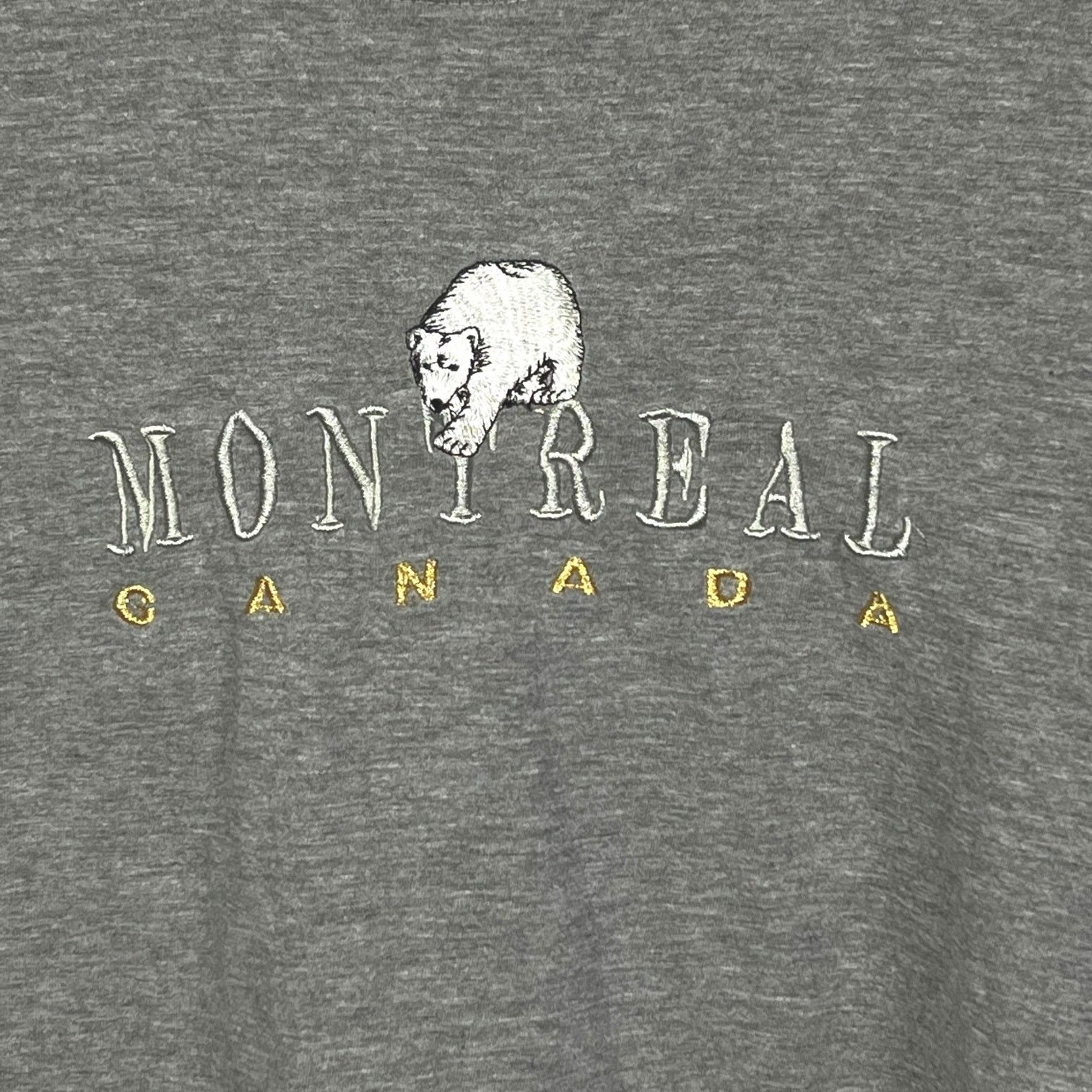 Gildan 90s Y2K Montreal Canada Souvenir Visitor T-Shirt Polar Bear Size US M / EU 48-50 / 2 - 2 Thumbnail