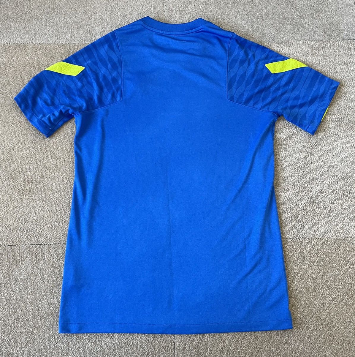Nike × Vintage Tottenham blue jersey Size US M / EU 48-50 / 2 - 2 Thumbnail