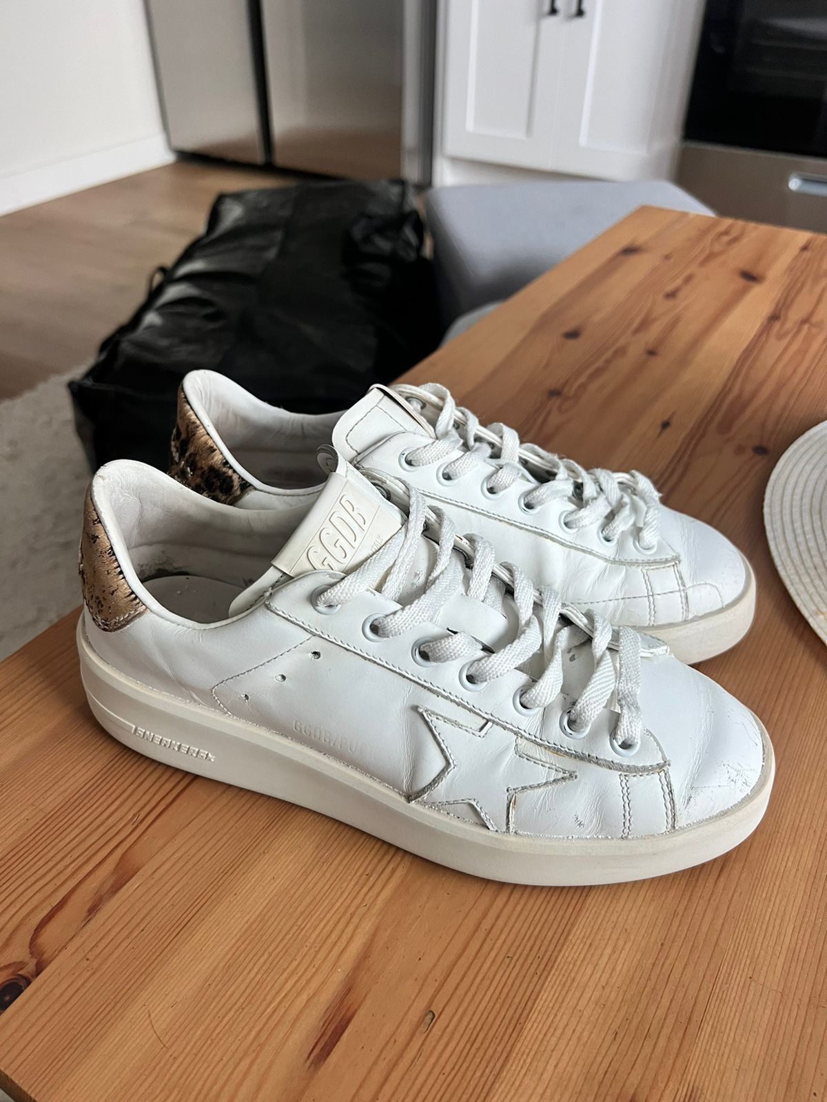 Golden Goose Golden goose Size US 6 / IT 36 - 1 Thumbnail