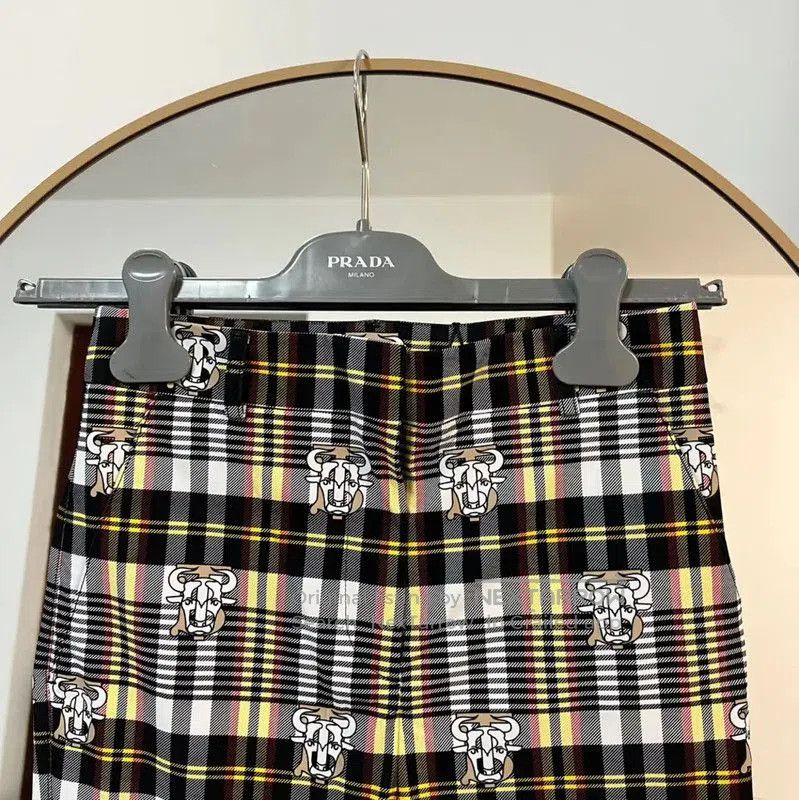 Other Burberry Multicolored Printed Women's Casual Pants. Size 22" - 2 Thumbnail