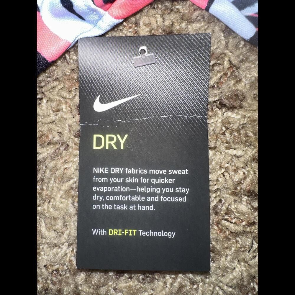 Nike Nike Kids (Unisex) Korea Short Sleeve Soccer Football Training T-Shirt Sample Size US M / EU 48-50 / 2 - 10 Thumbnail