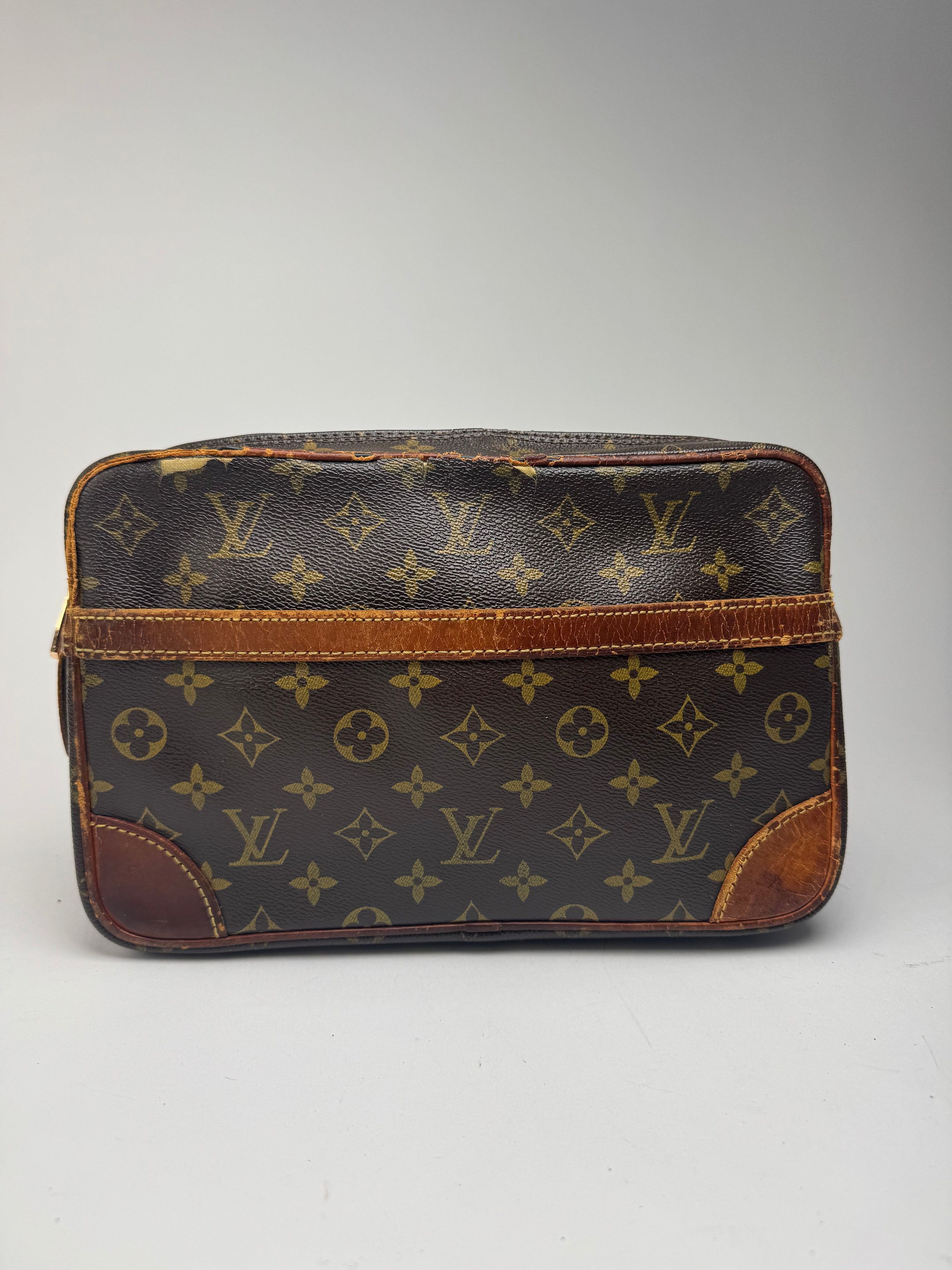 Louis Vuitton Vintage Monogram Leather Clutch Brown Size ONE SIZE - 1 Thumbnail