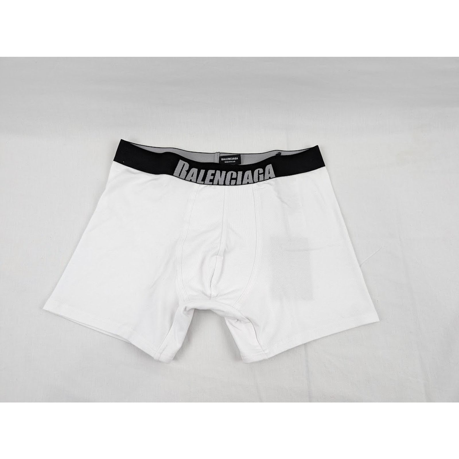 Balenciaga o1rshd1 Q:3 / Boxer Briefs in White Size 28 - 1 Thumbnail