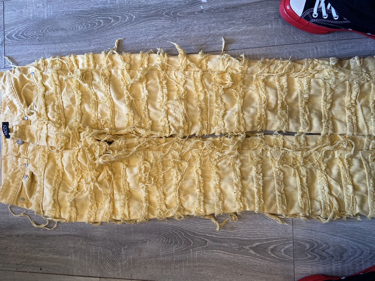 Boohoo Yellow All Over Distress Size US 28 / EU 44 - 4 Thumbnail