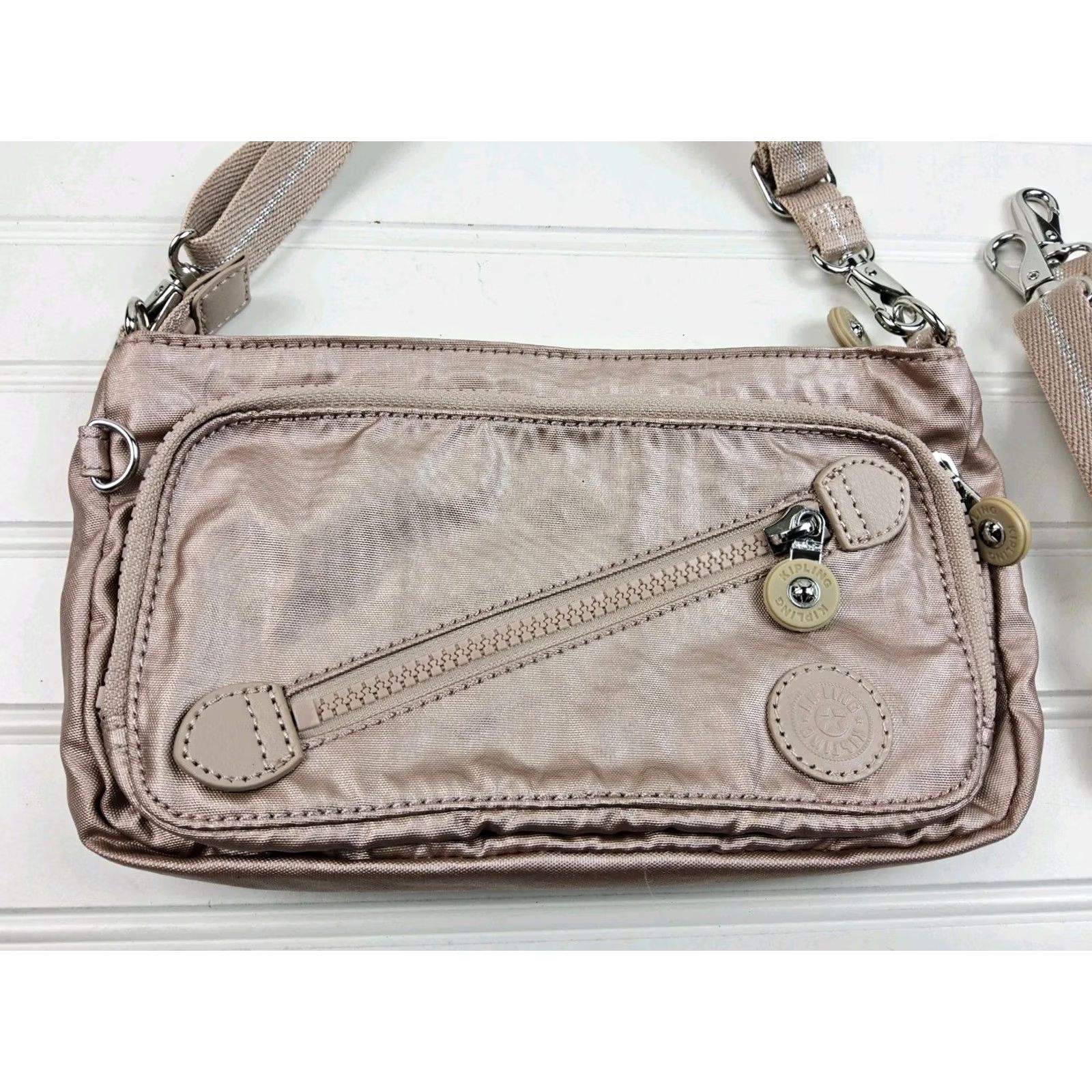 Vintage Kipling Pink Crossbody Shoulder Handbag Purse Metallic Pink Nylon Women Crossbody Bag 10x6x1 NWT Size ONE SIZE - 4 Thumbnail