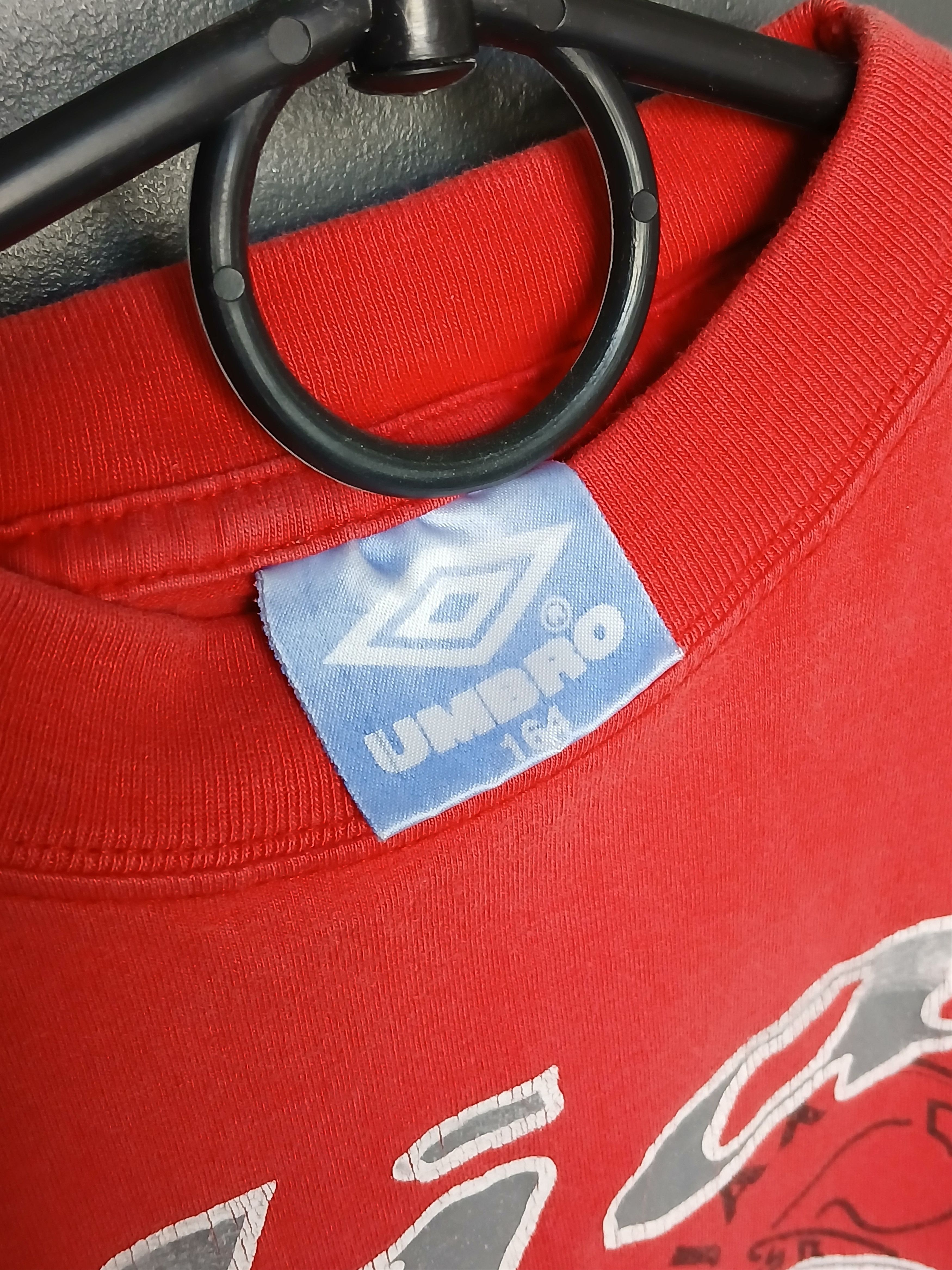 Umbro × Vintage KIDS Vintage Umbro Ajax Football T-Shirt Size US S / EU 44-46 / 1 - 10 Thumbnail