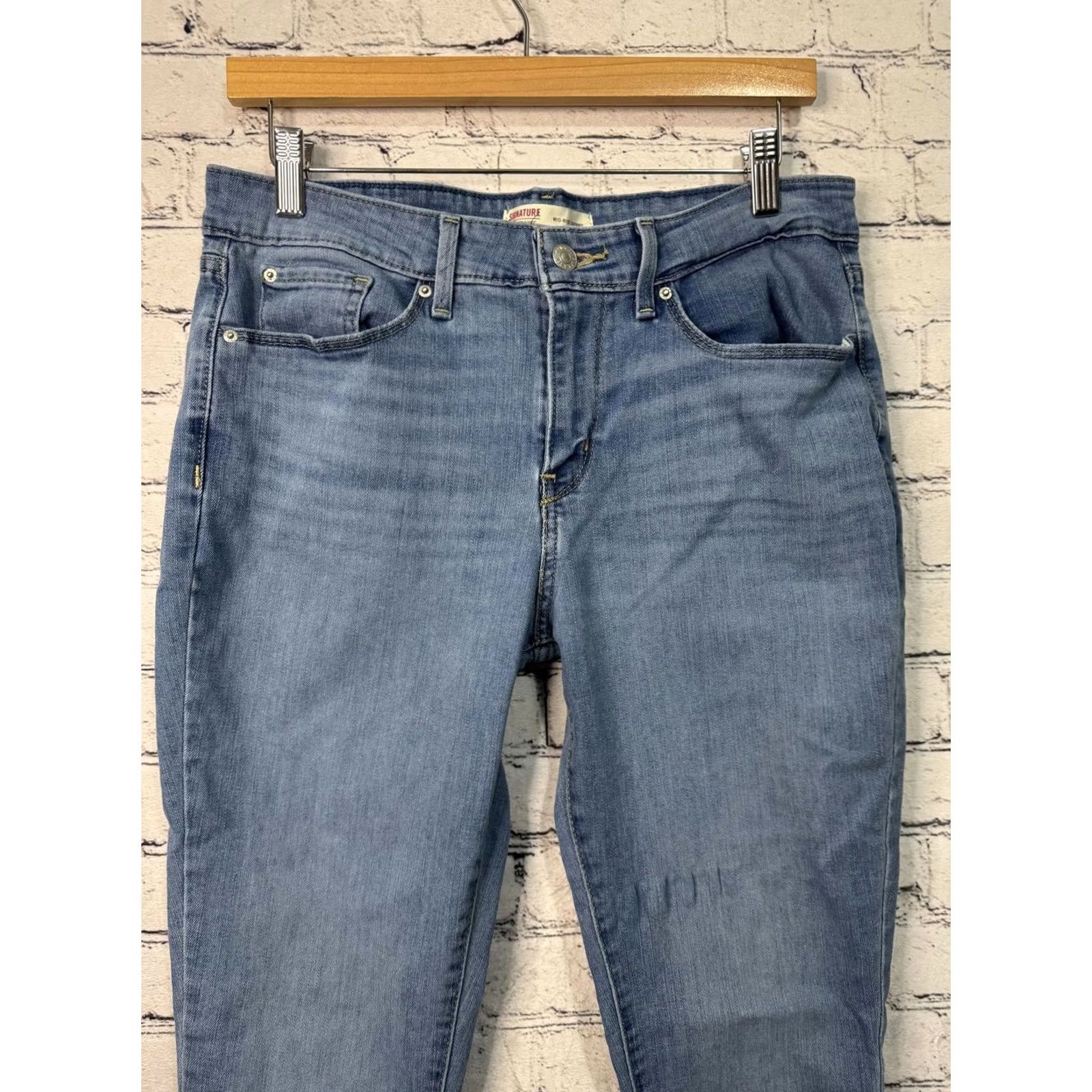 Levi's Levi's Signature Jeans Skinny Blue 30x32 Womens Regular Cotton Denim Button Waist 30 in. Mid-Rise 30 32 Size 30" / US 8 / IT 44 - 4 Thumbnail