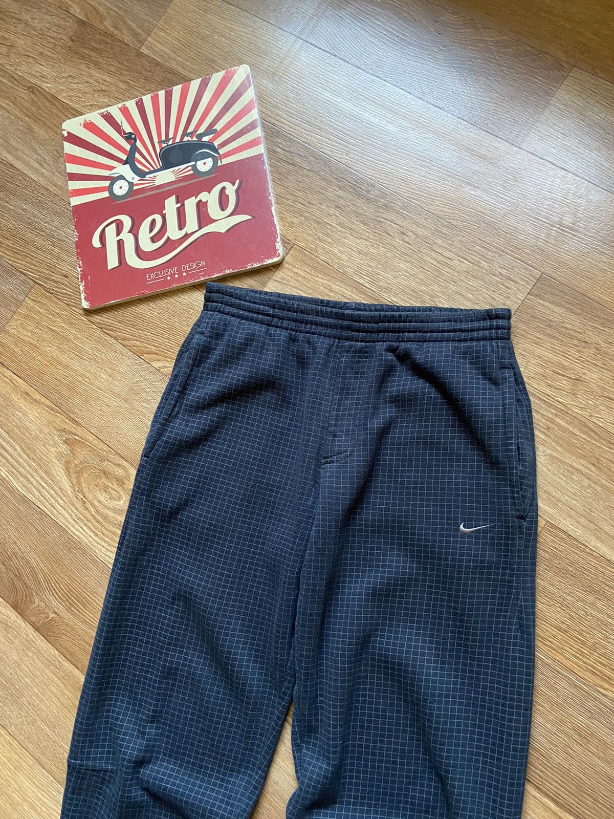 Nike Vintage Nike Logo Checked Patterns Fleece Sweatpants Size US 32 / EU 48 - 3 Thumbnail