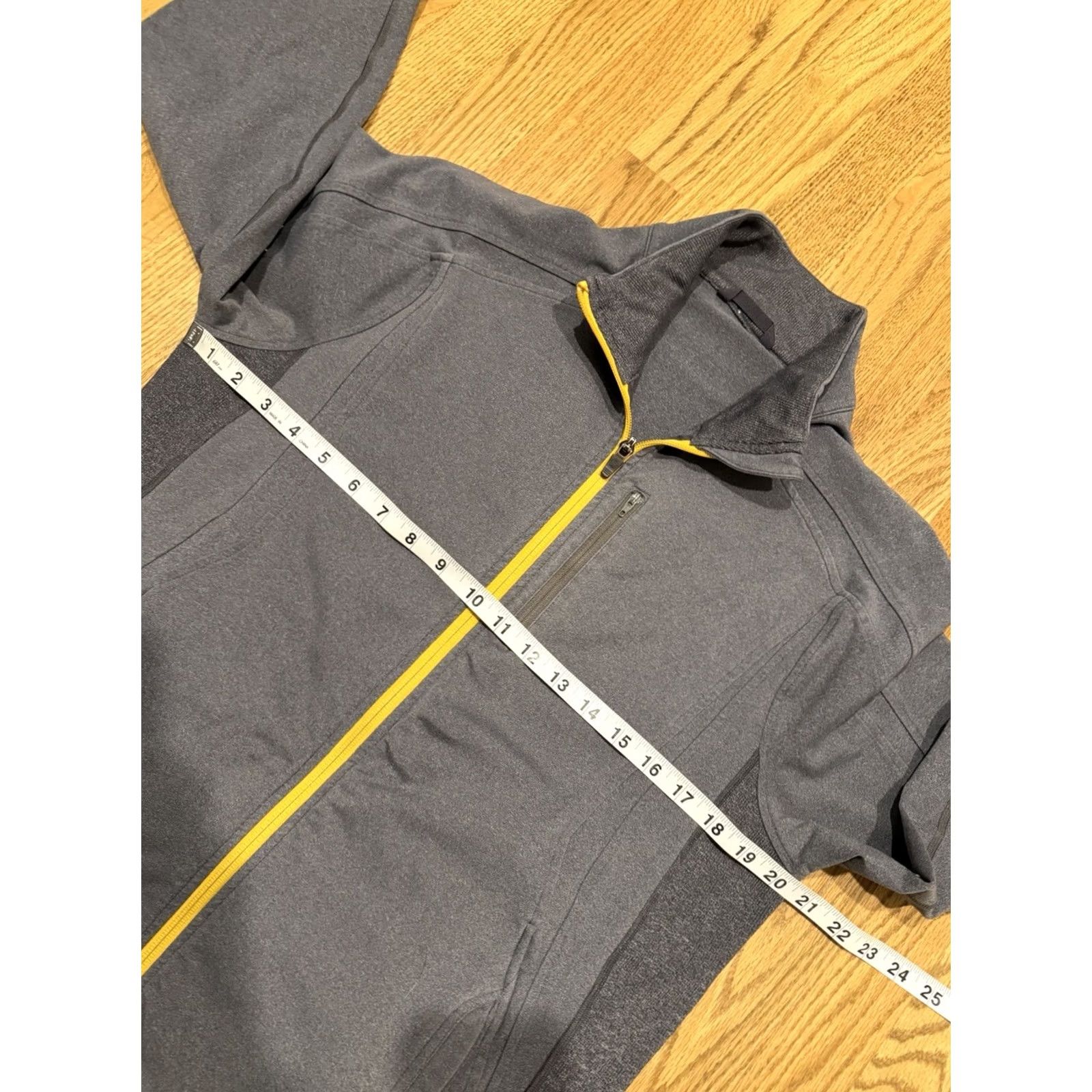 Lululemon Lululemon Pulse Jacket Mens Medium Gray Full Zip Track Jacket Performance Casual Activewear Size US M / EU 48-50 / 2 - 5 Thumbnail