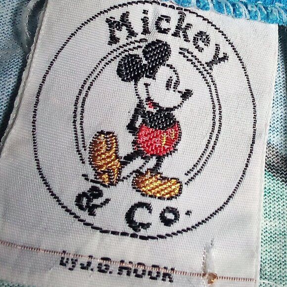 Mickey & Co. Vintage Disney Mickey & Co. Collectors Series AOP T-Shirt Size US S / EU 44-46 / 1 - 3 Thumbnail