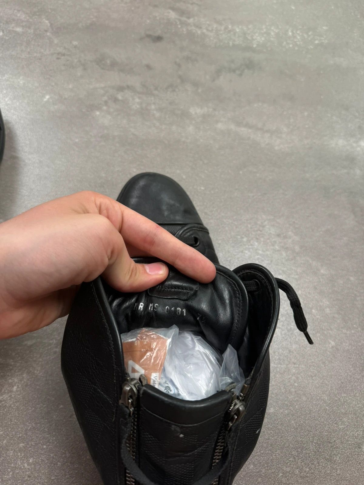 Louis Vuitton × Vintage Louis Vuitton shoes sneakers monogram old money street wear Size US 7.5 / EU 40-41 - 8 Thumbnail