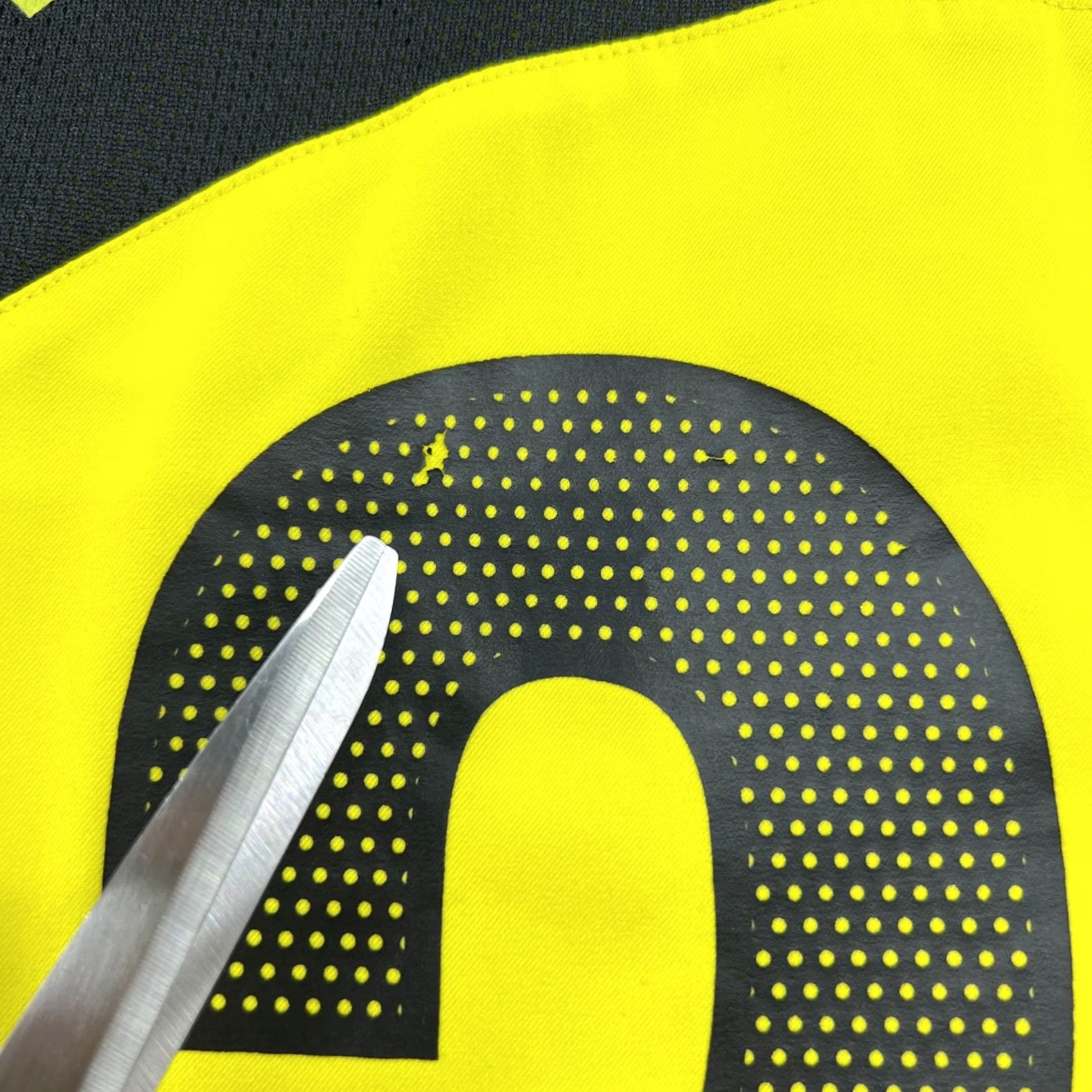 Nike Nike Borussia Dortmund 2004 2005 Home Metzelder #21 Jersey Football Mens L Yellow T-Shirt Size US L / EU 52-54 / 3 - 6 Thumbnail