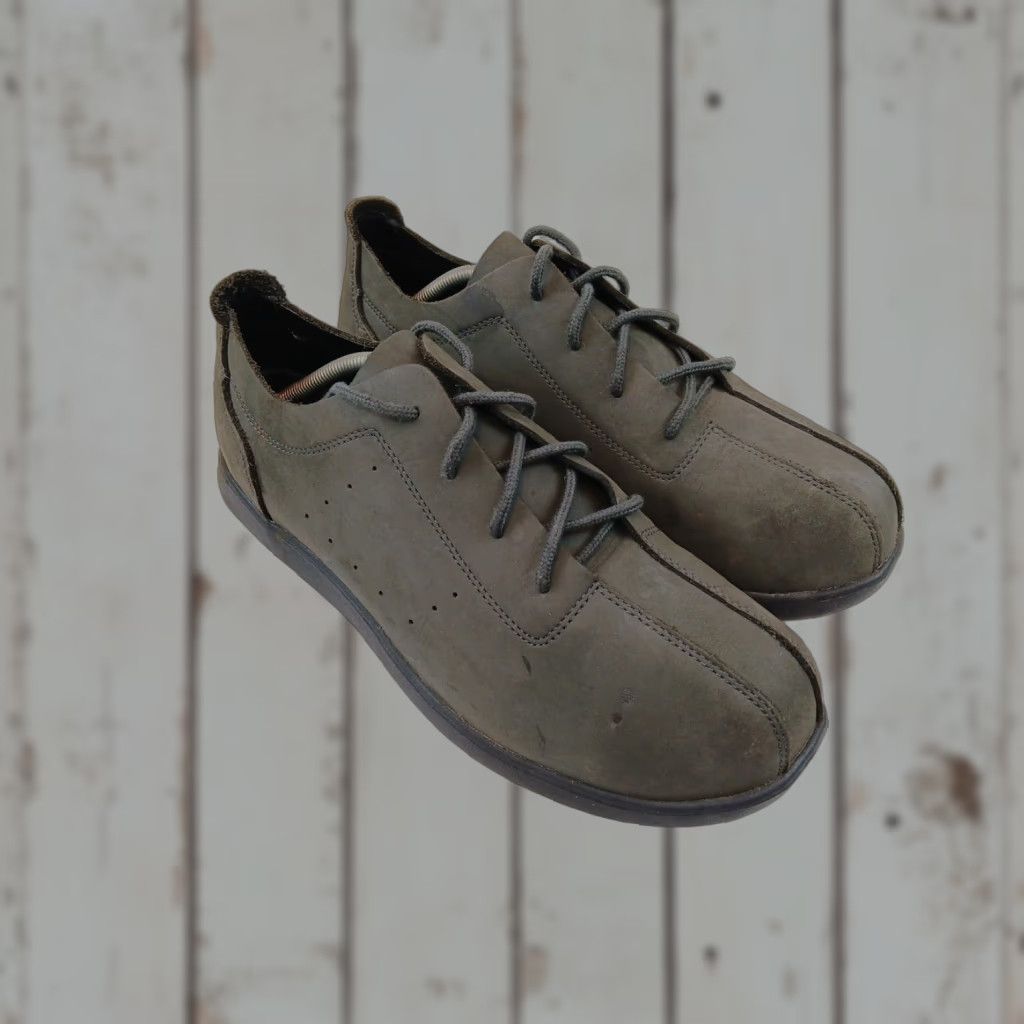 Crocs Crocs Venture Casual Shoe Mens 11M US Green Nubuck Leather Lace Up Comfort Size US 11 / EU 44 - 1 Thumbnail