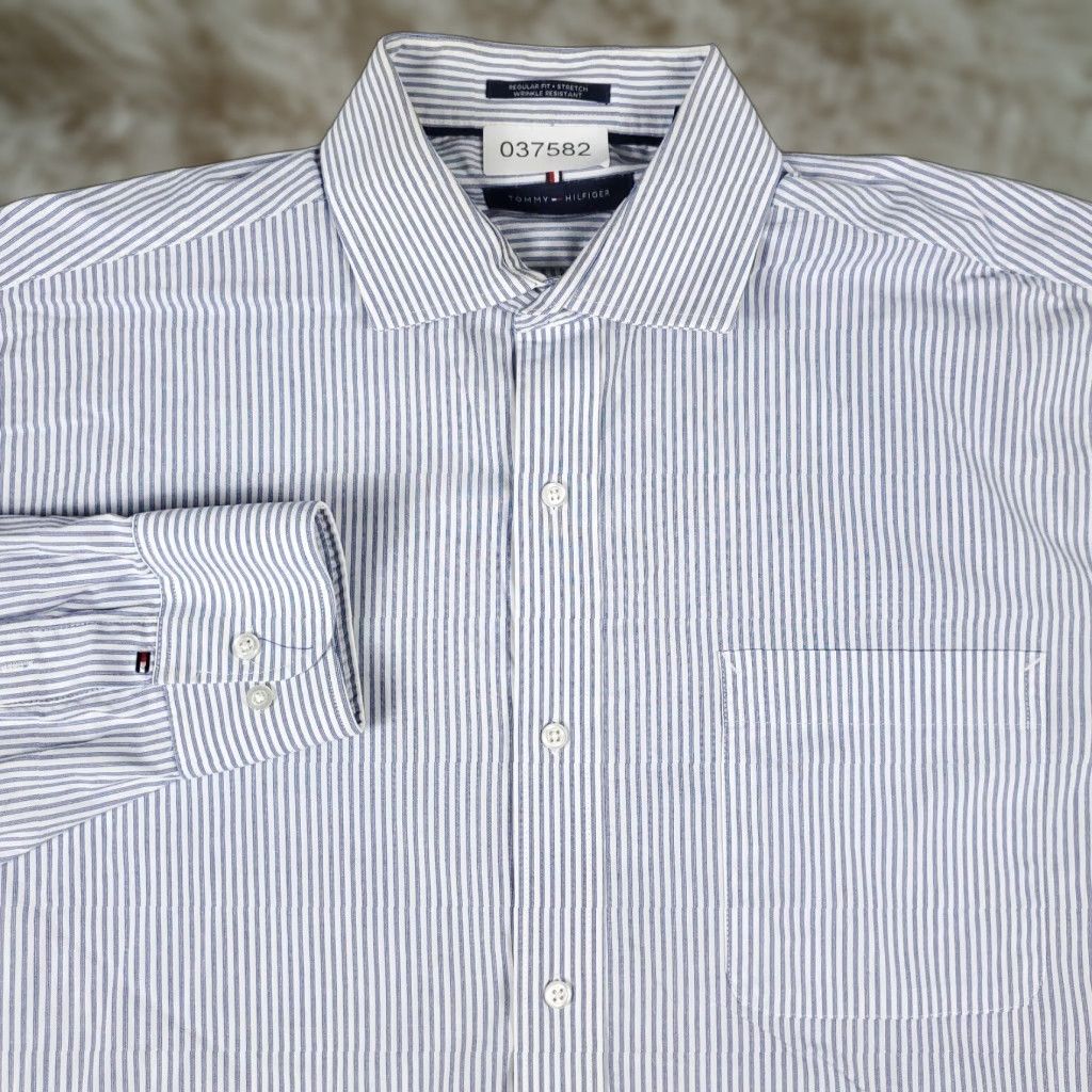 Tommy Hilfiger Tommy Hilfiger Shirt Mens Large Blue Striped Button-Up Long Sleeve Casual Business Ready Navy/Blue Classic Preppy American Mens L Blue Striped Shirt Size US L / EU 52-54 / 3 - 1 Thumbnail