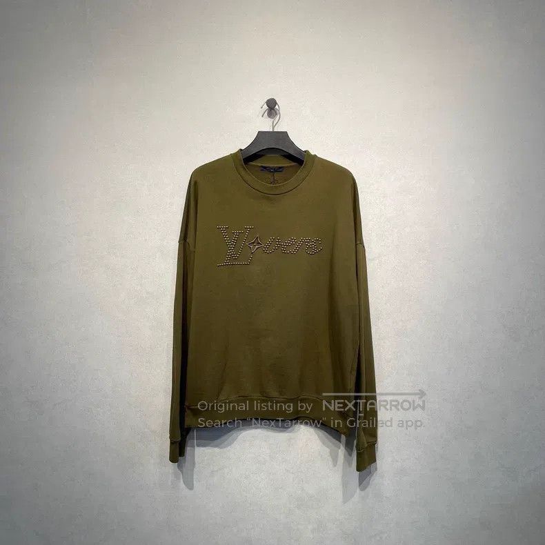Louis Vuitton Louis Vuitton Rivet logo army green sweatshirt Size US XL / EU 56 / 4 - 1 Thumbnail