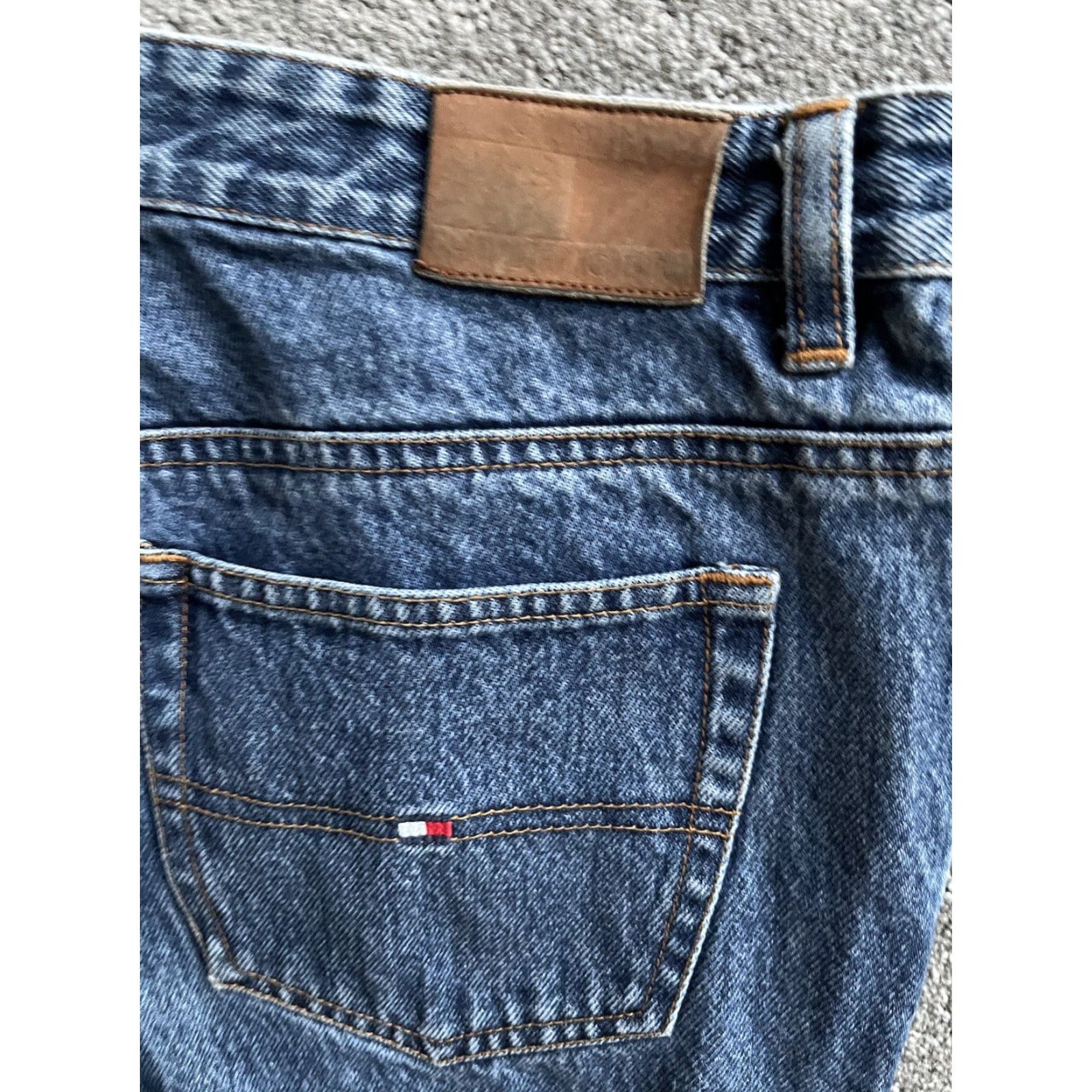Tommy Hilfiger Tommy Hilfiger Jeans Size 12P Blue Straight Casual Snap Front Retro Y2K Womens Size 34" / US 12 / IT 48 - 5 Thumbnail