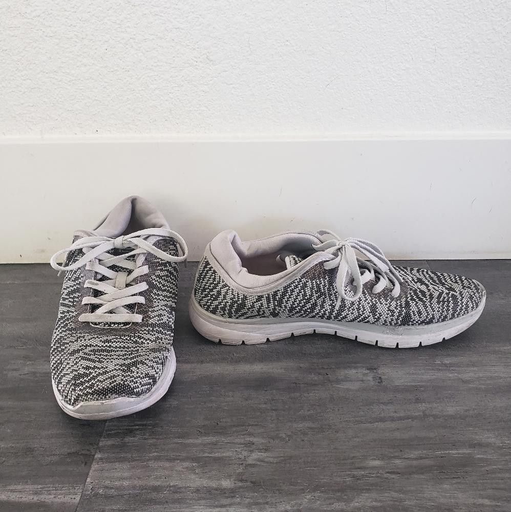 Designer Grey Detailed C9 Athletic Sneaks Size US 8 / IT 38 - 1 Thumbnail