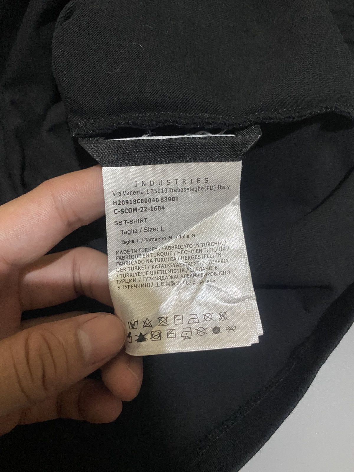 Moncler MONCLER ROUNDNECK SHIRT Size US L / EU 52-54 / 3 - 5 Thumbnail