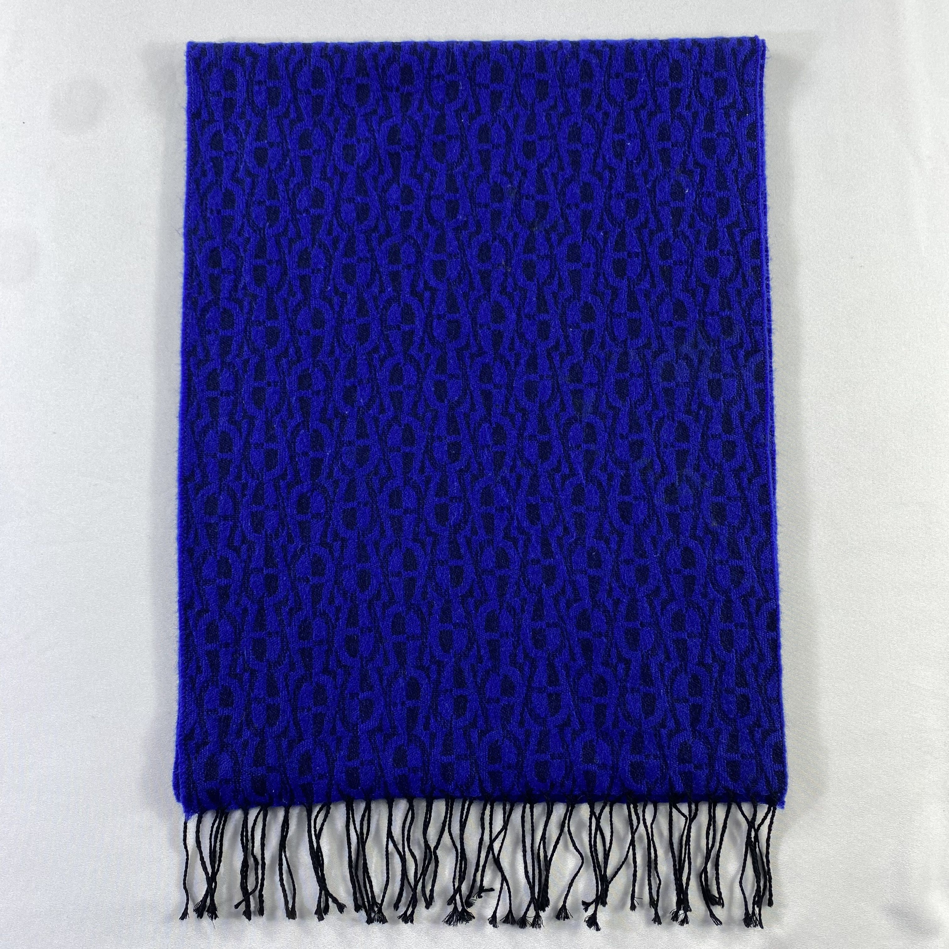 Aigner Aigner Scarf / Muffler / Neckwear Size ONE SIZE - 4 Thumbnail