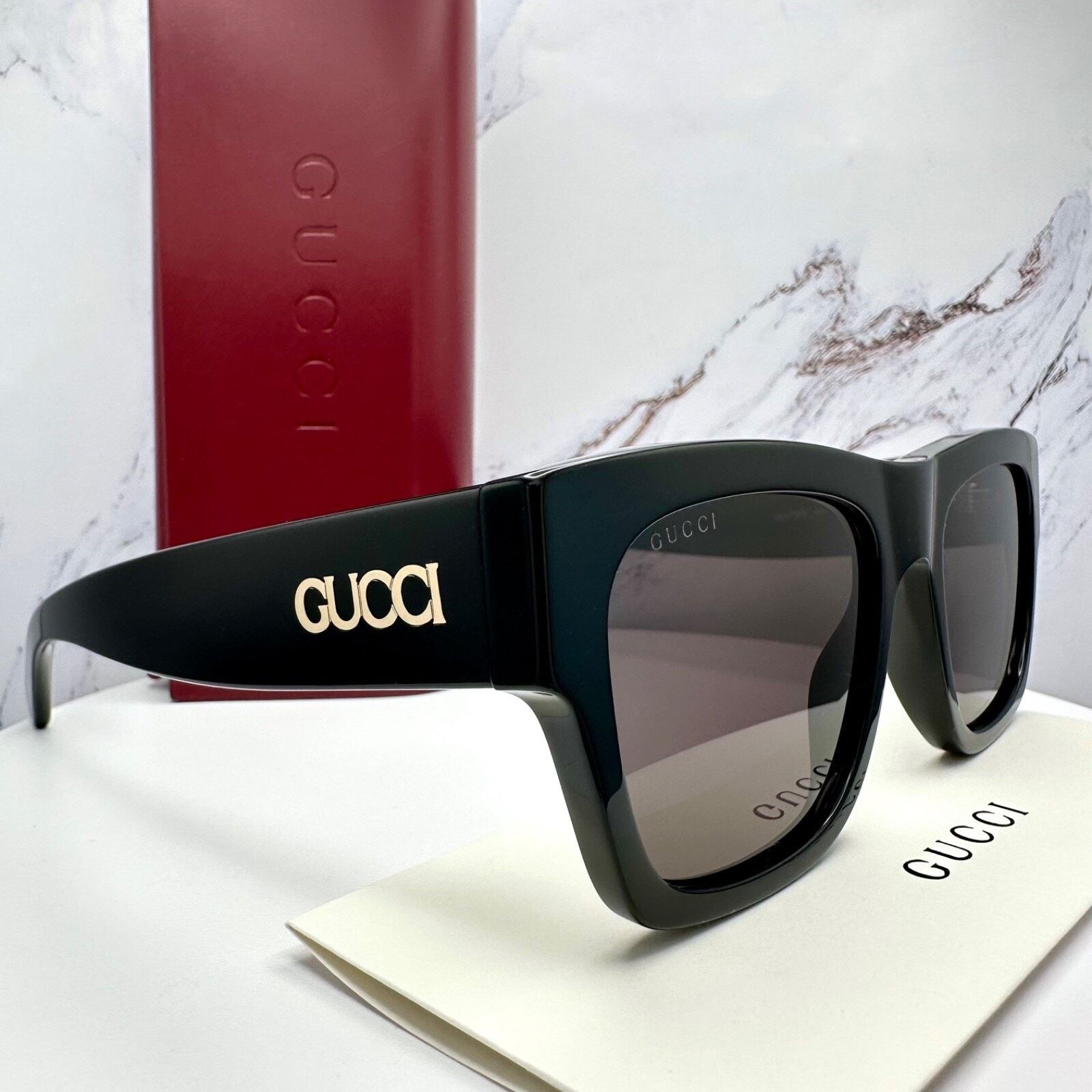 Gucci New GUCCI Sunglasses 2025 Collection Black Gold Letter Logo Size ONE SIZE - 16 Thumbnail