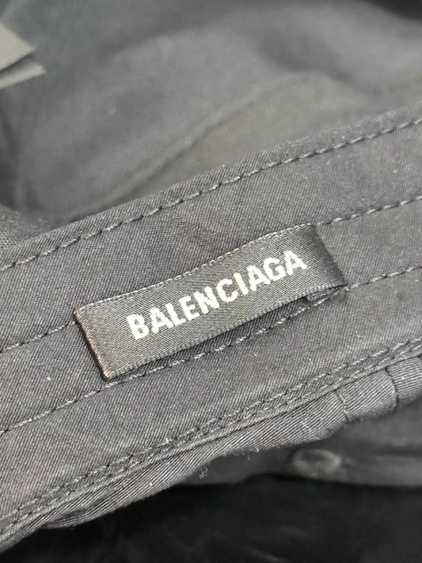Balenciaga Balenciaga Embroidered Logo Baseball Cap K34 Size ONE SIZE - 4 Thumbnail