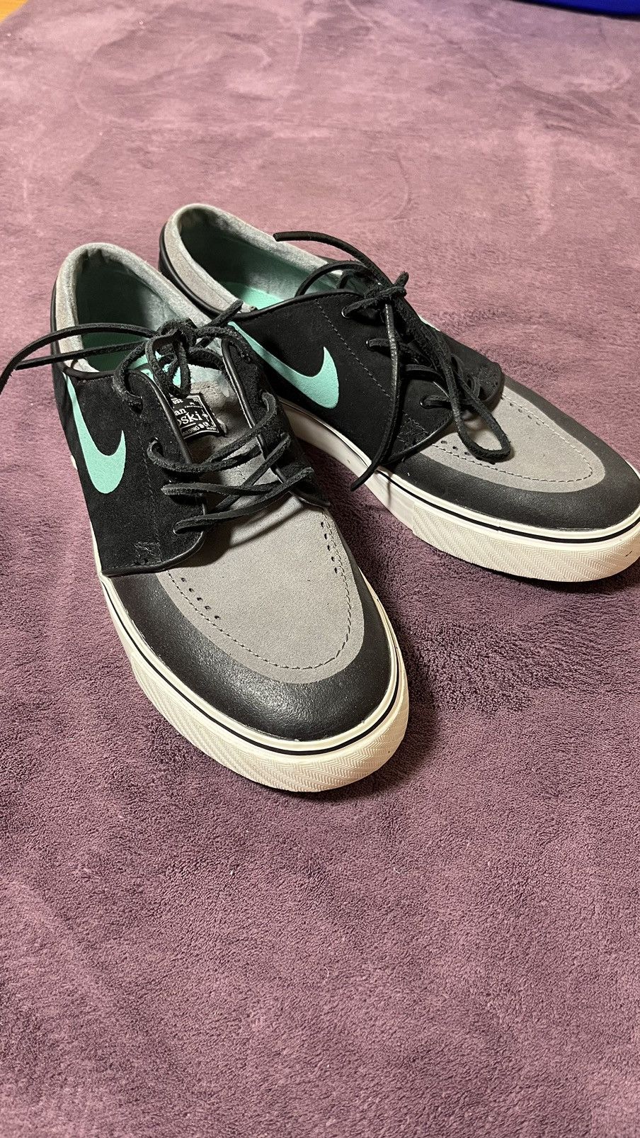 Nike janoski black mint on sale