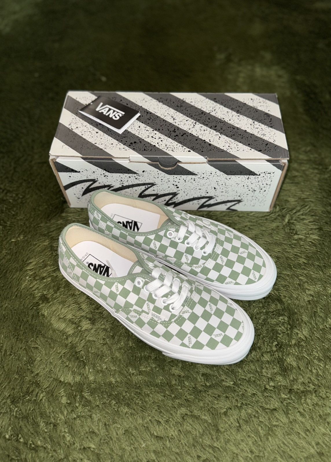 [US 10.5] Vans Vault Authentic Checkerboard Loden Frost